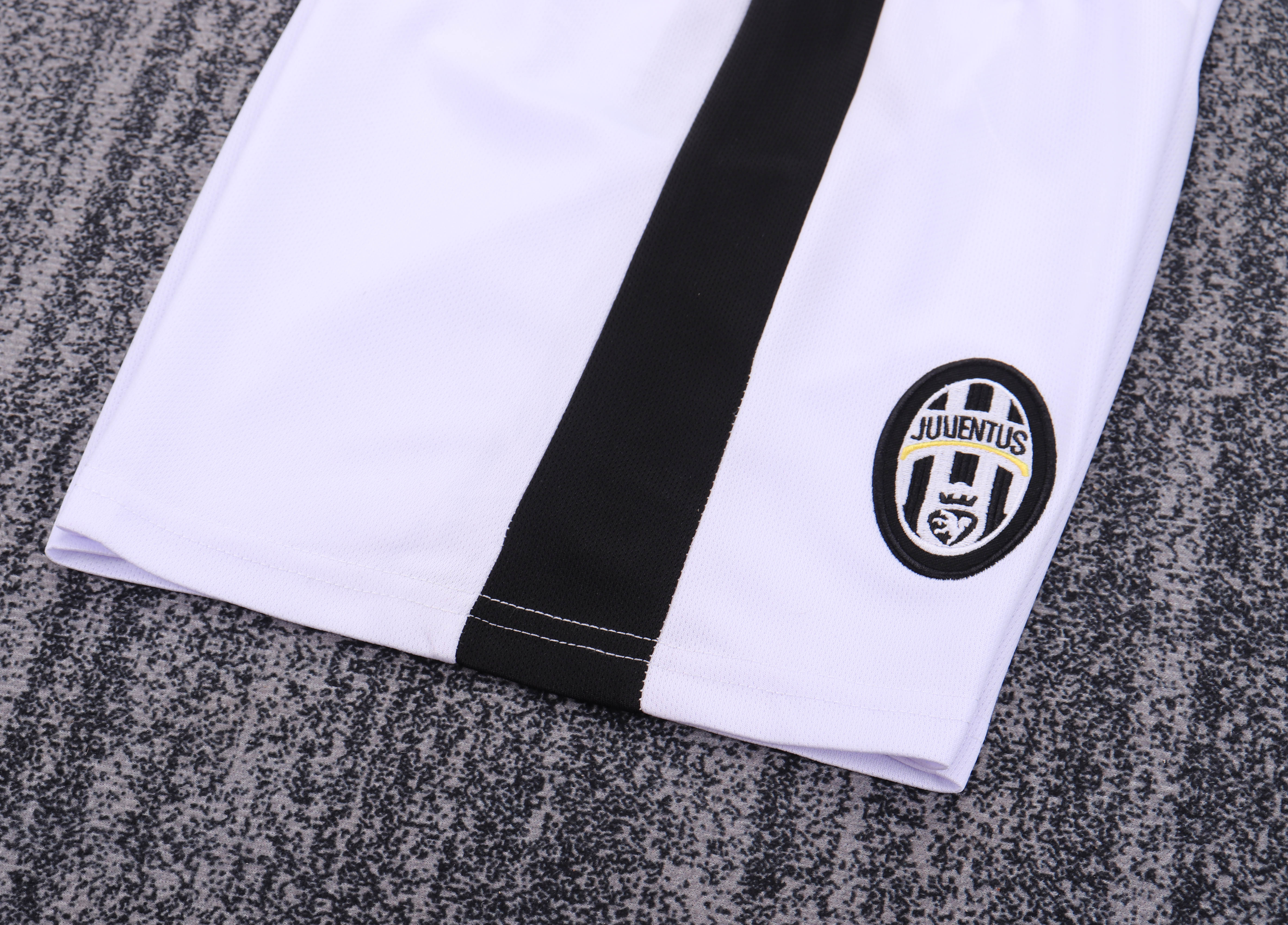 Kids Juventus 2014/15 Home