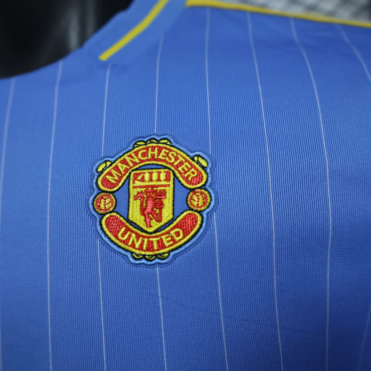 25/26 Man Utd Terrace Icons Blue Shirt