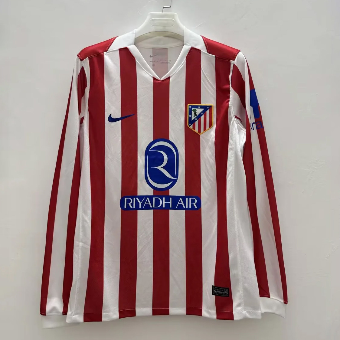 Atletico de Madrid 25/26 Home S-XXL Long Sleeves Fan Version