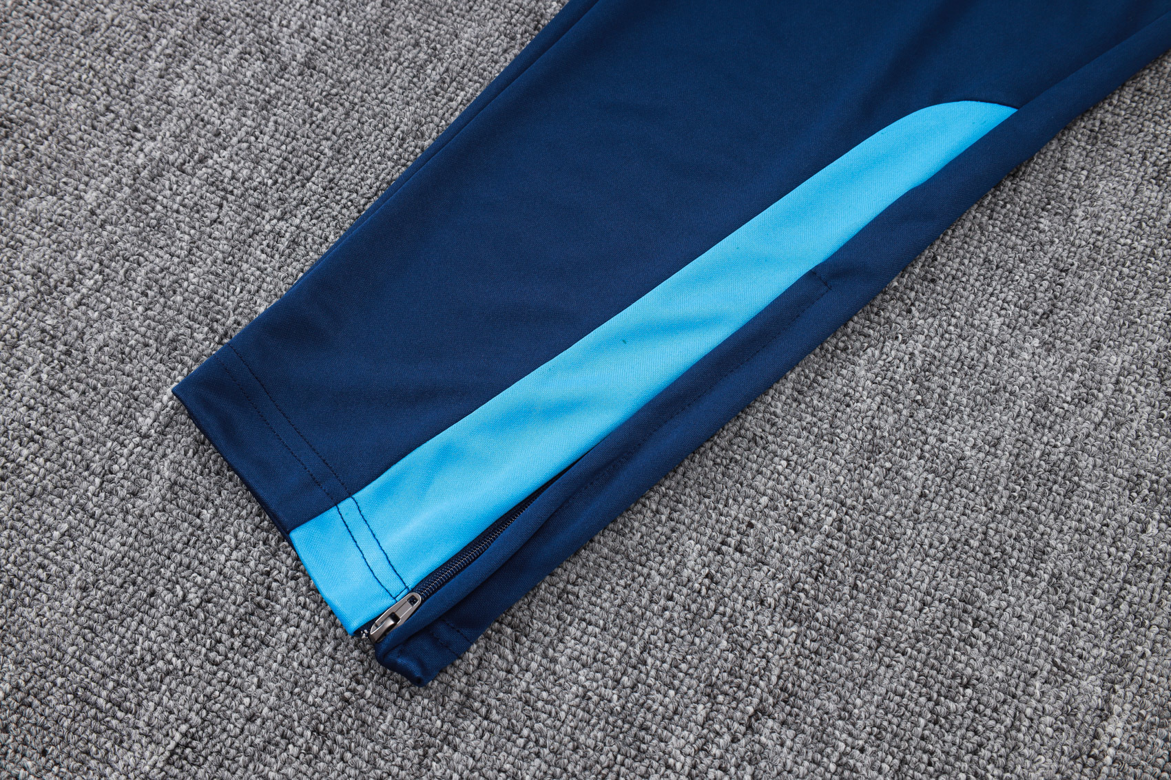 Half Zippered 2025-26 Grêmio Training Suit
