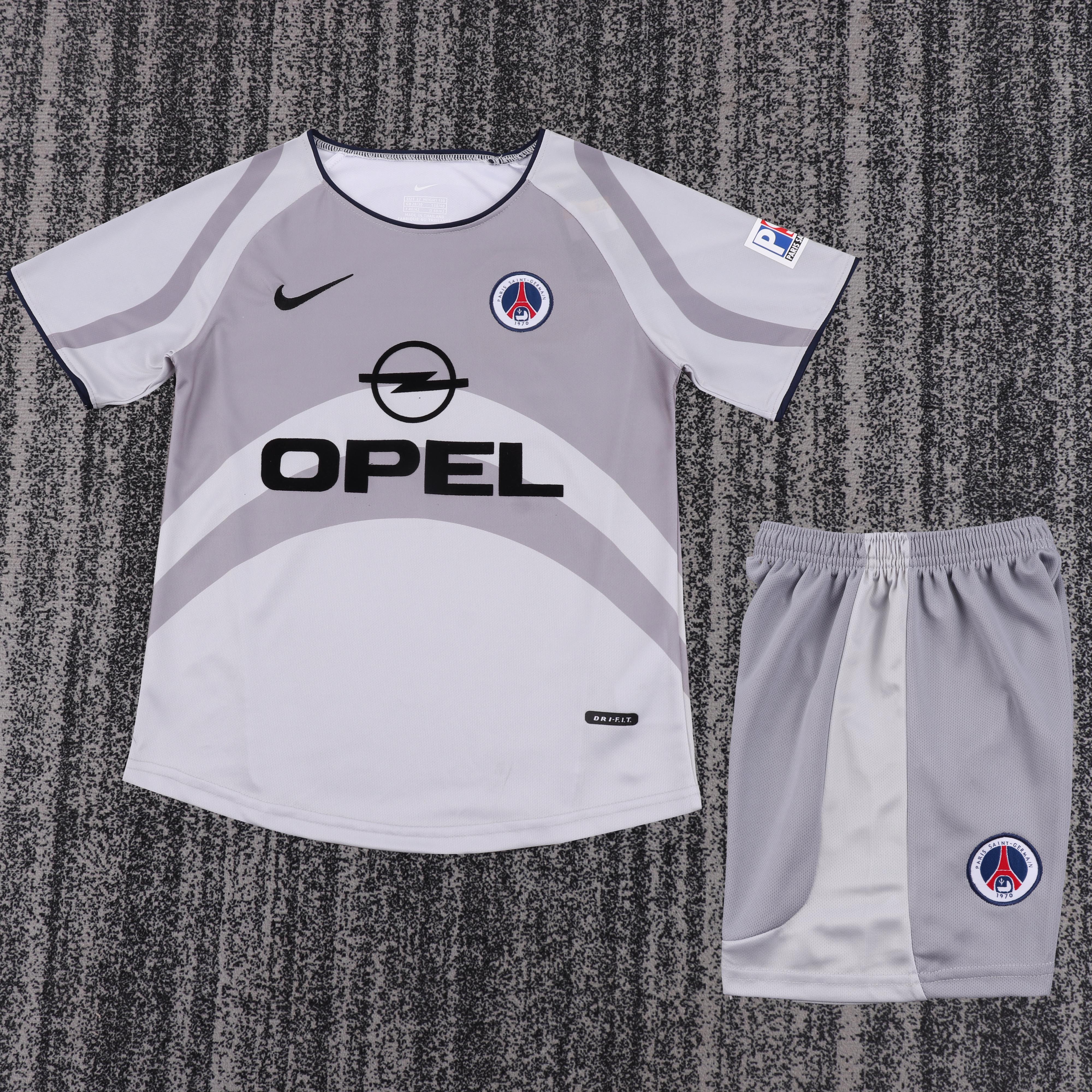 Kids Retro PSG 01/02 Away