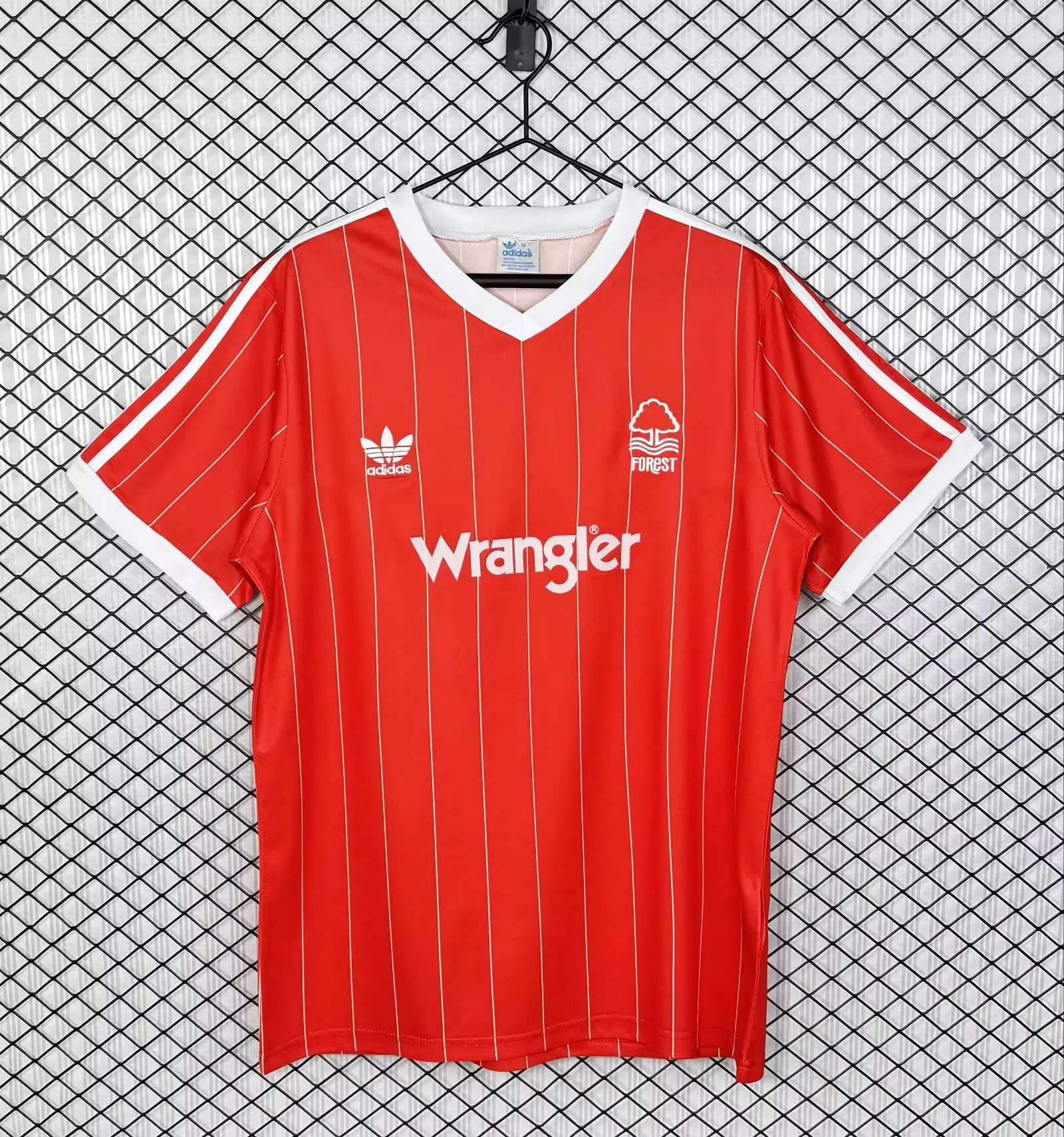 Retro Nottingham Forest 82/84 Home Jersey S-XXL