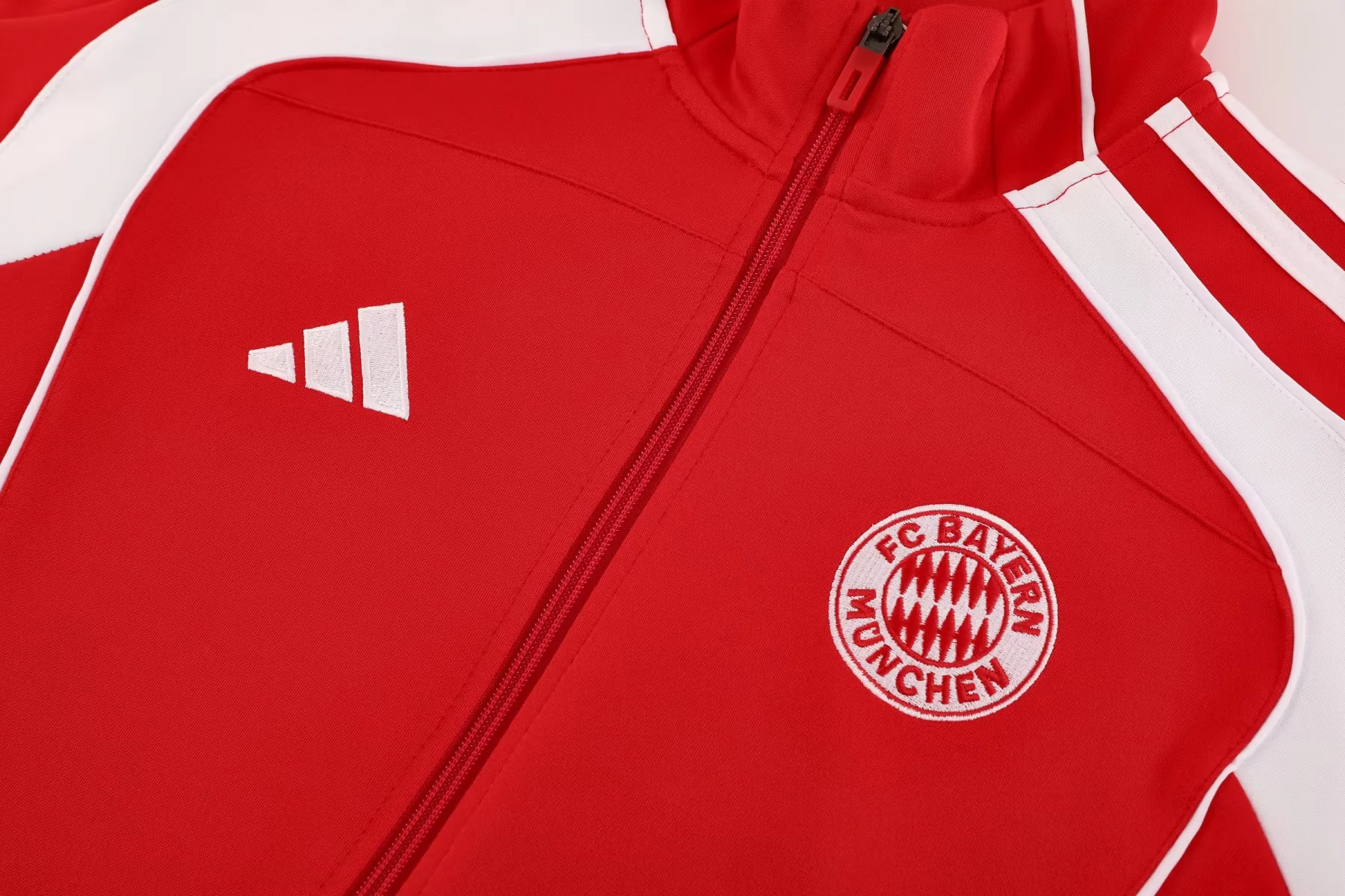 Bayern Full Zipper Training Suit Red
