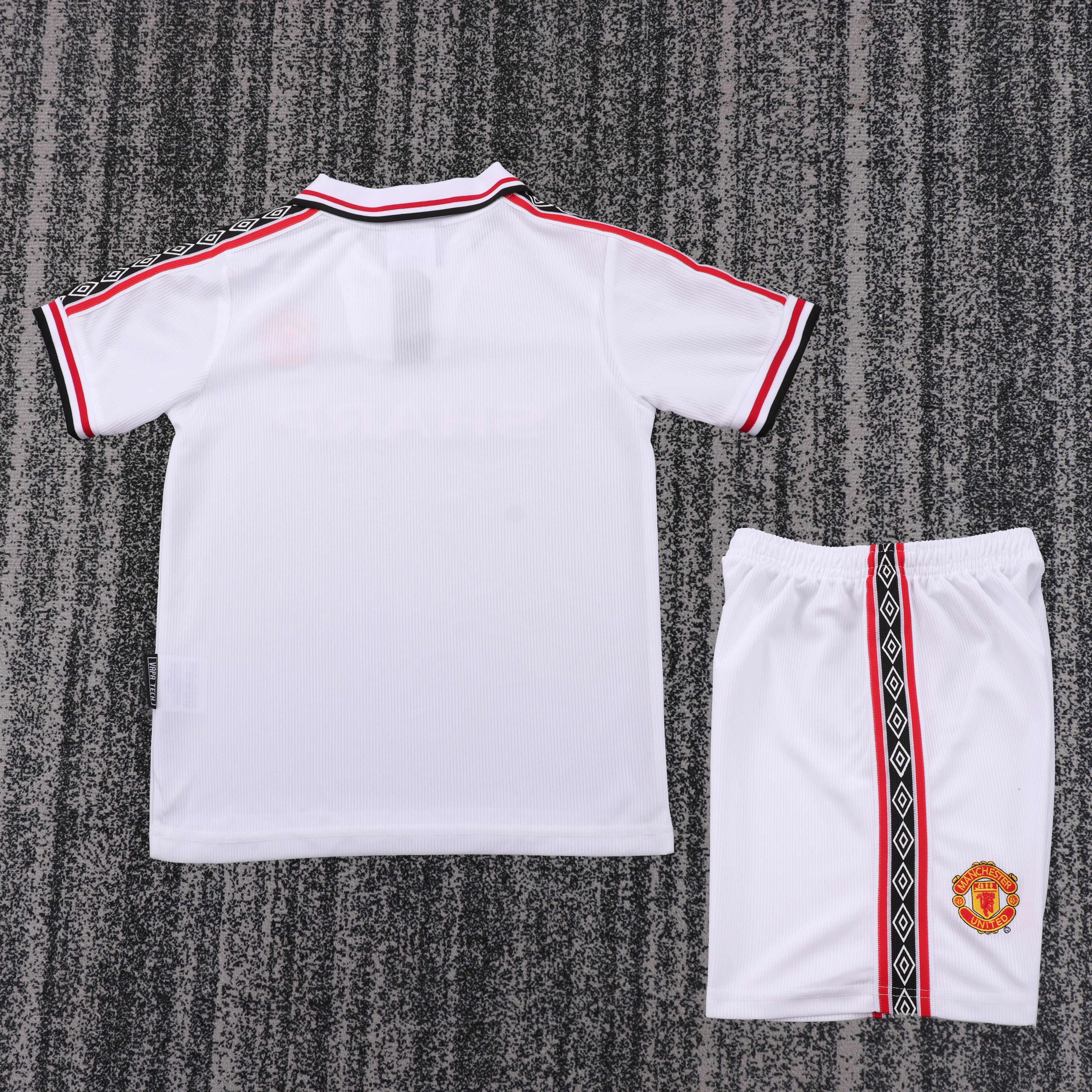 Kids Retro Man Utd 98/99 White