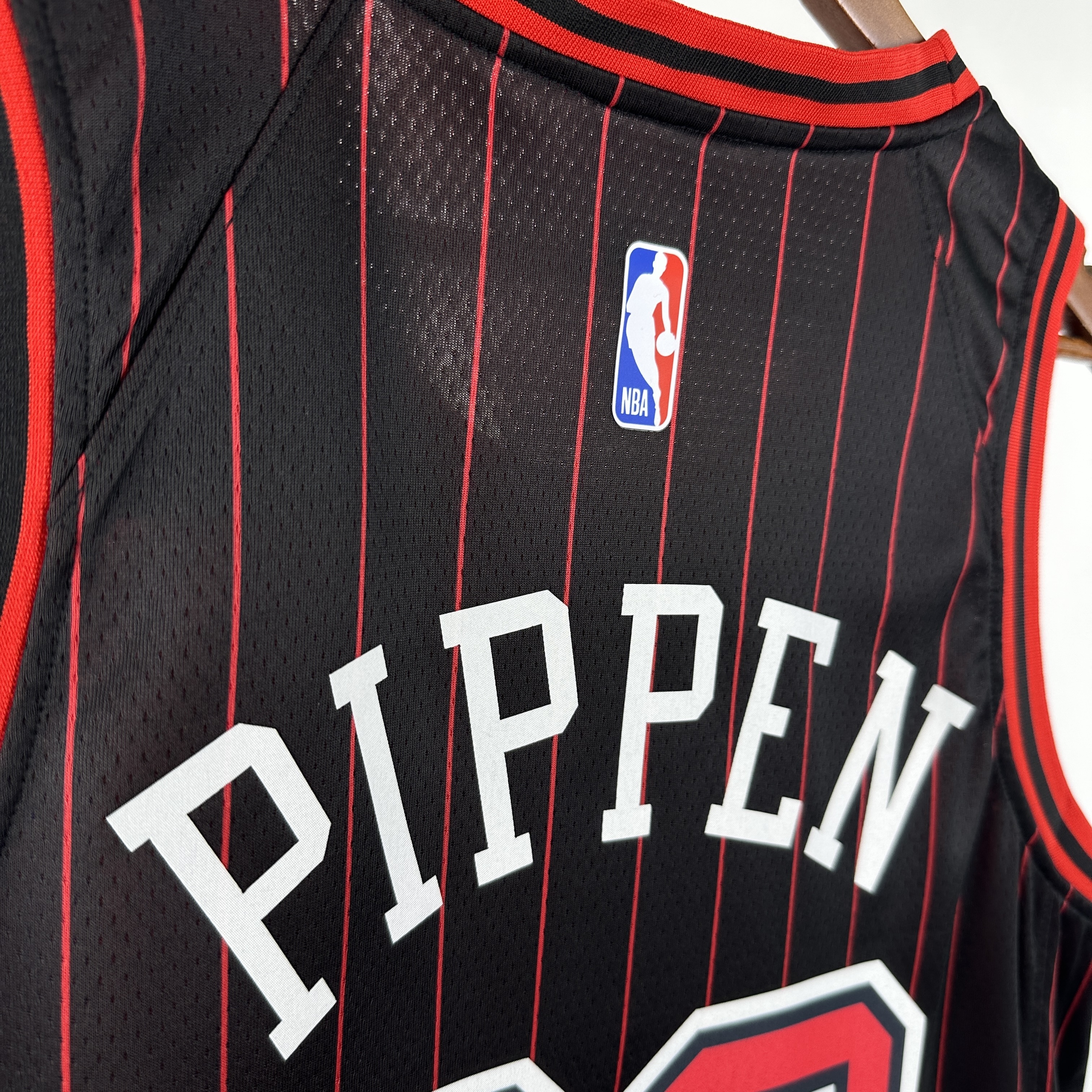 26 Season Chicago Bulls Flyer Edition No.33