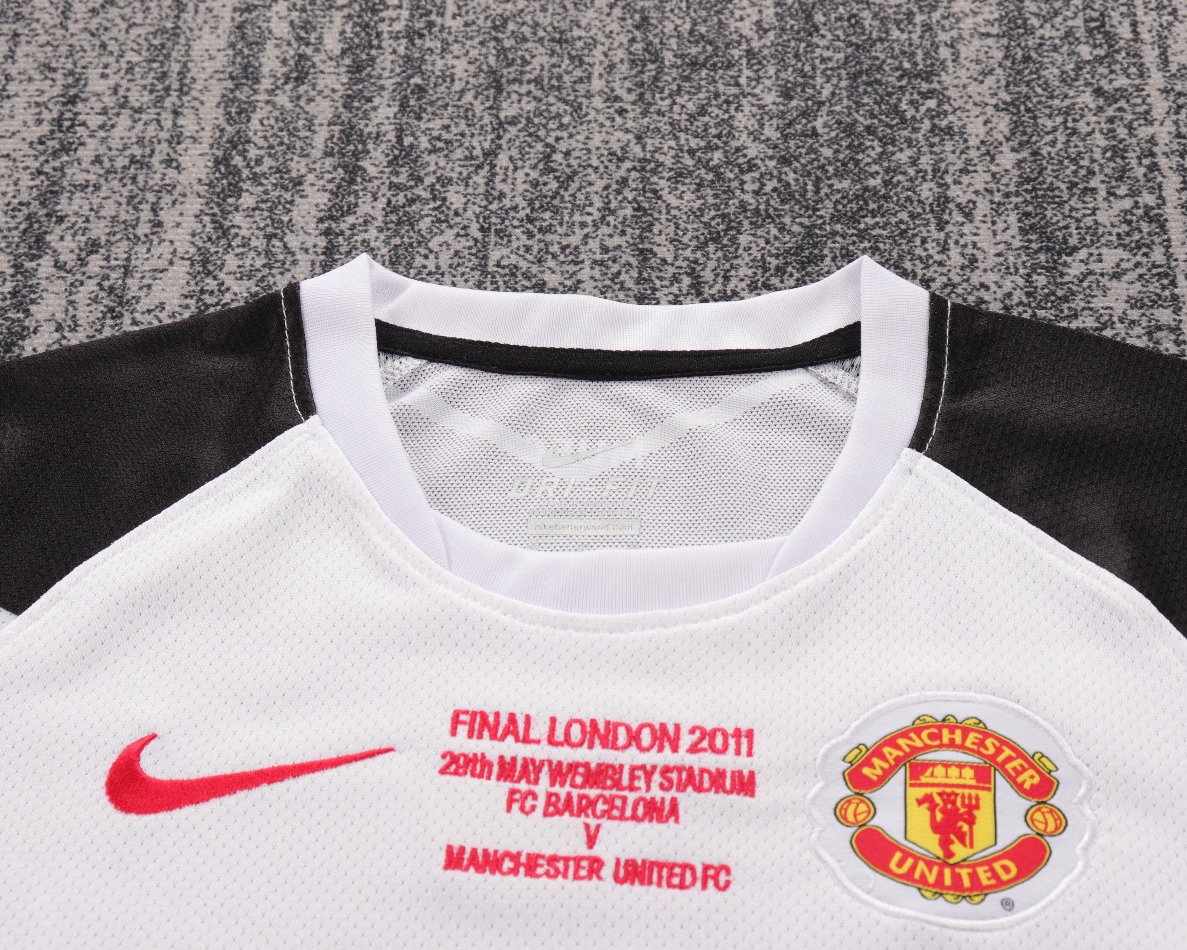 Kids Retro Man Utd 11/12 Away UCL