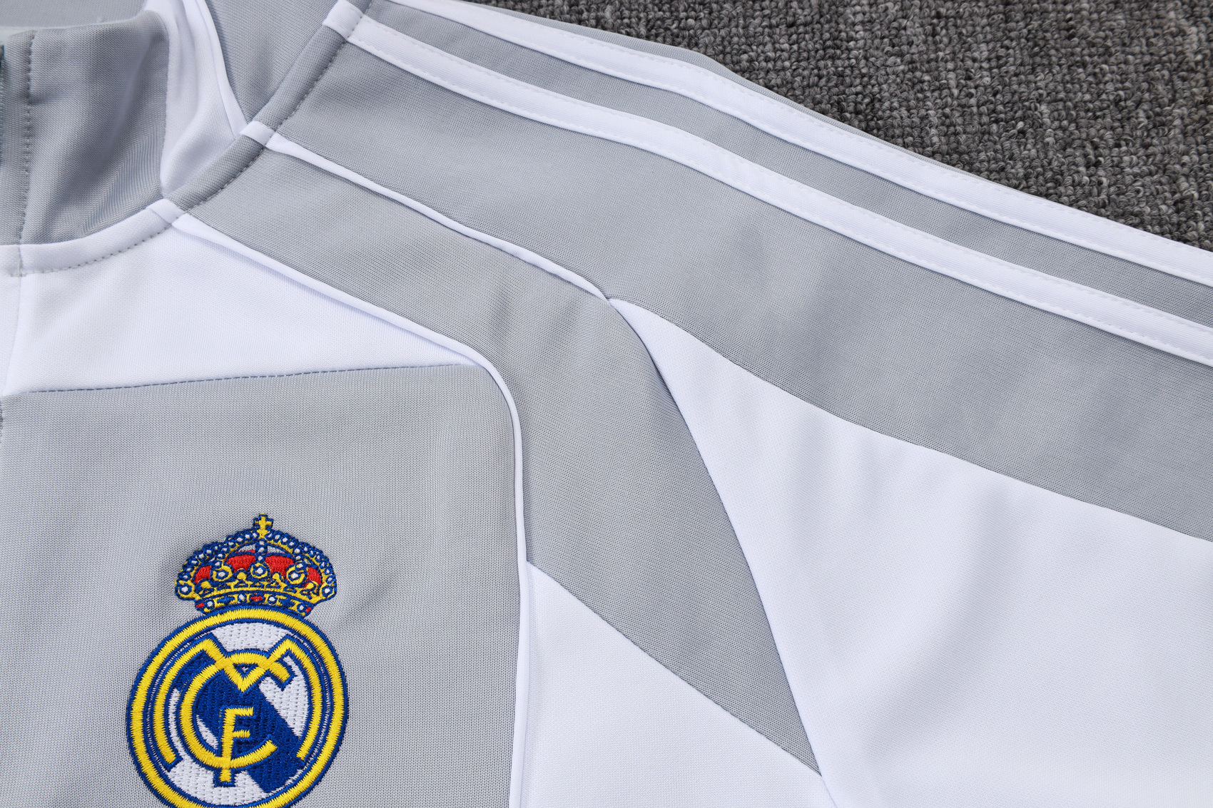 Adult / Kids 2526 Real Madrid Full Zipper Training Suit