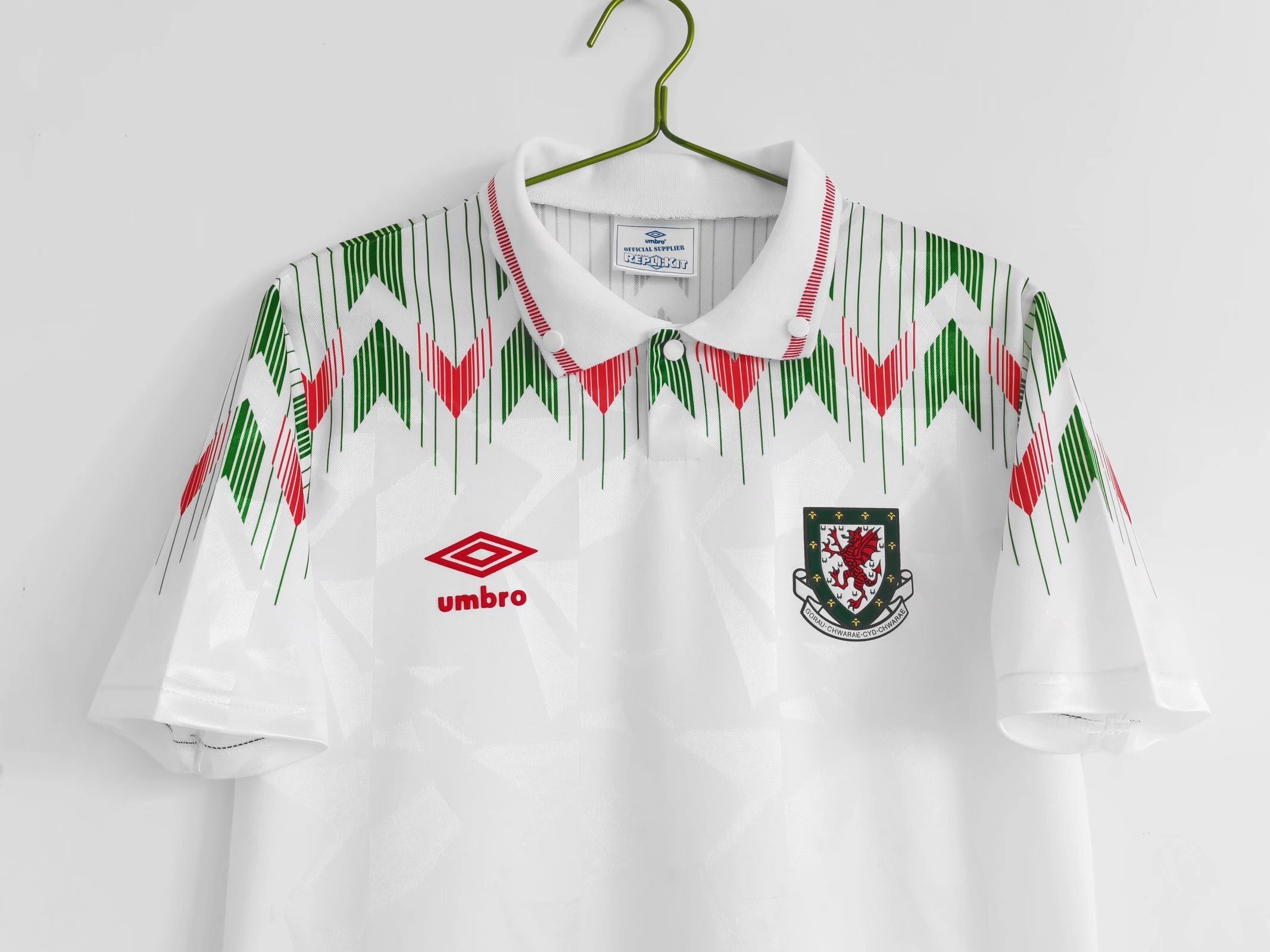 Retro 1990/92 Wales Away Jersey S-XXL