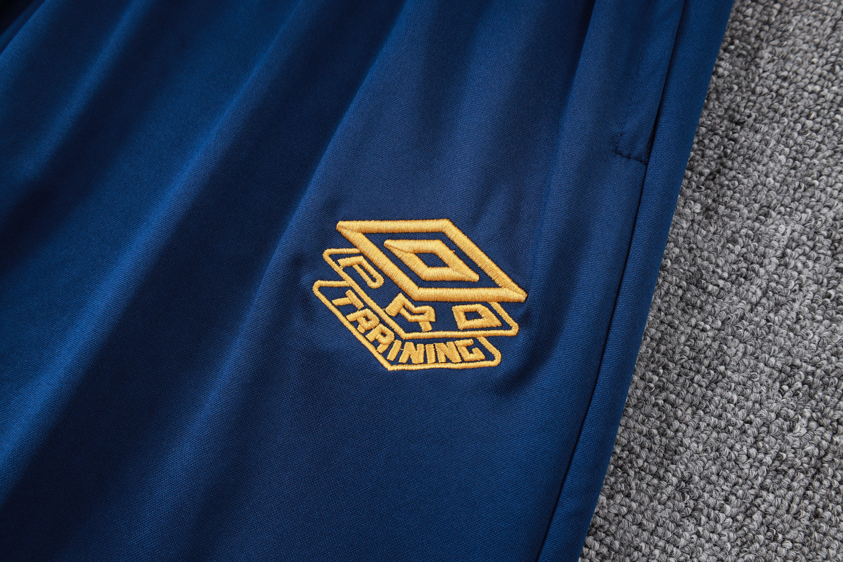 Half Zippered 2025-26 Grêmio Training Suit
