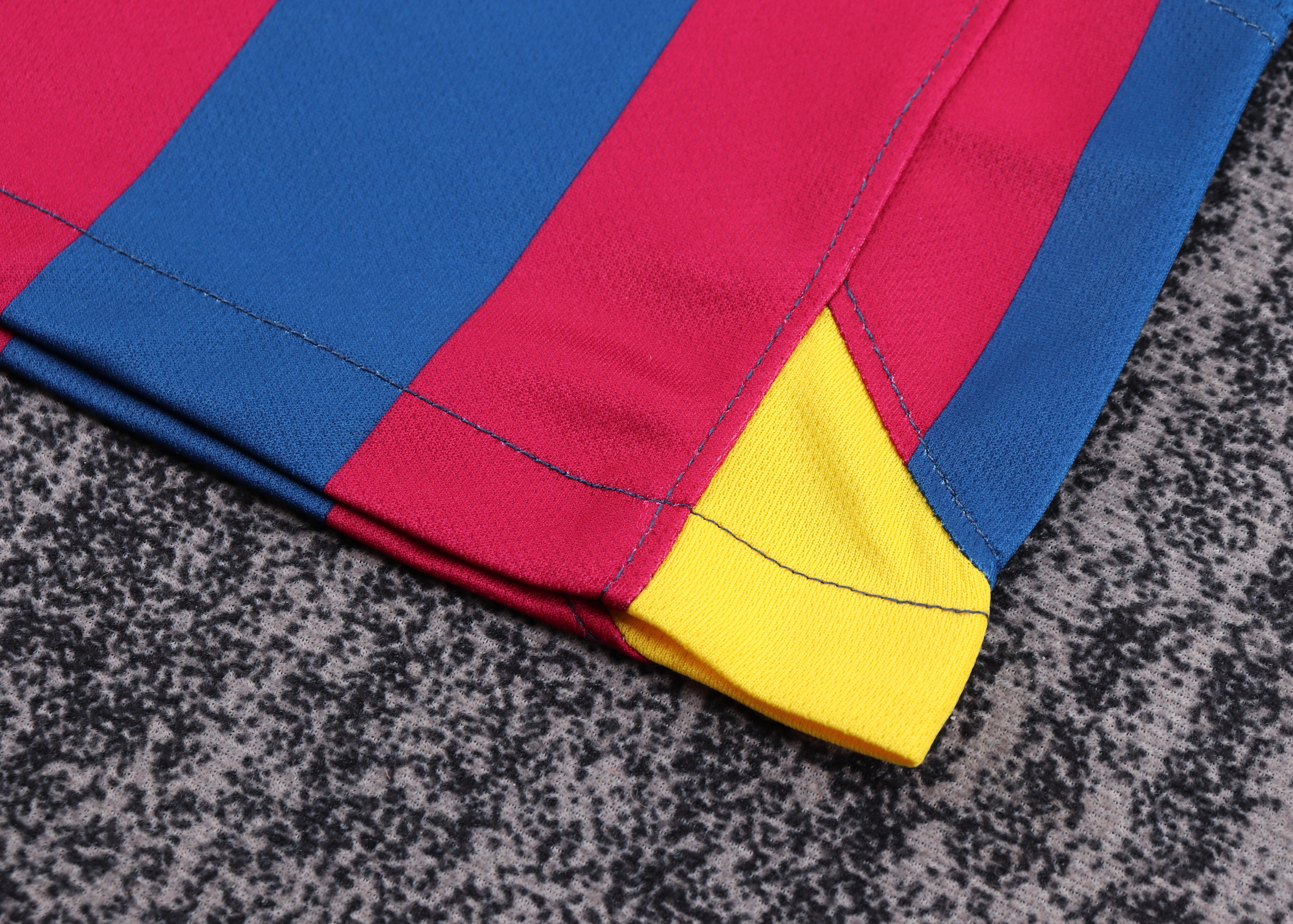 Kids kit Barcelona 05/06 Home Long Sleeves