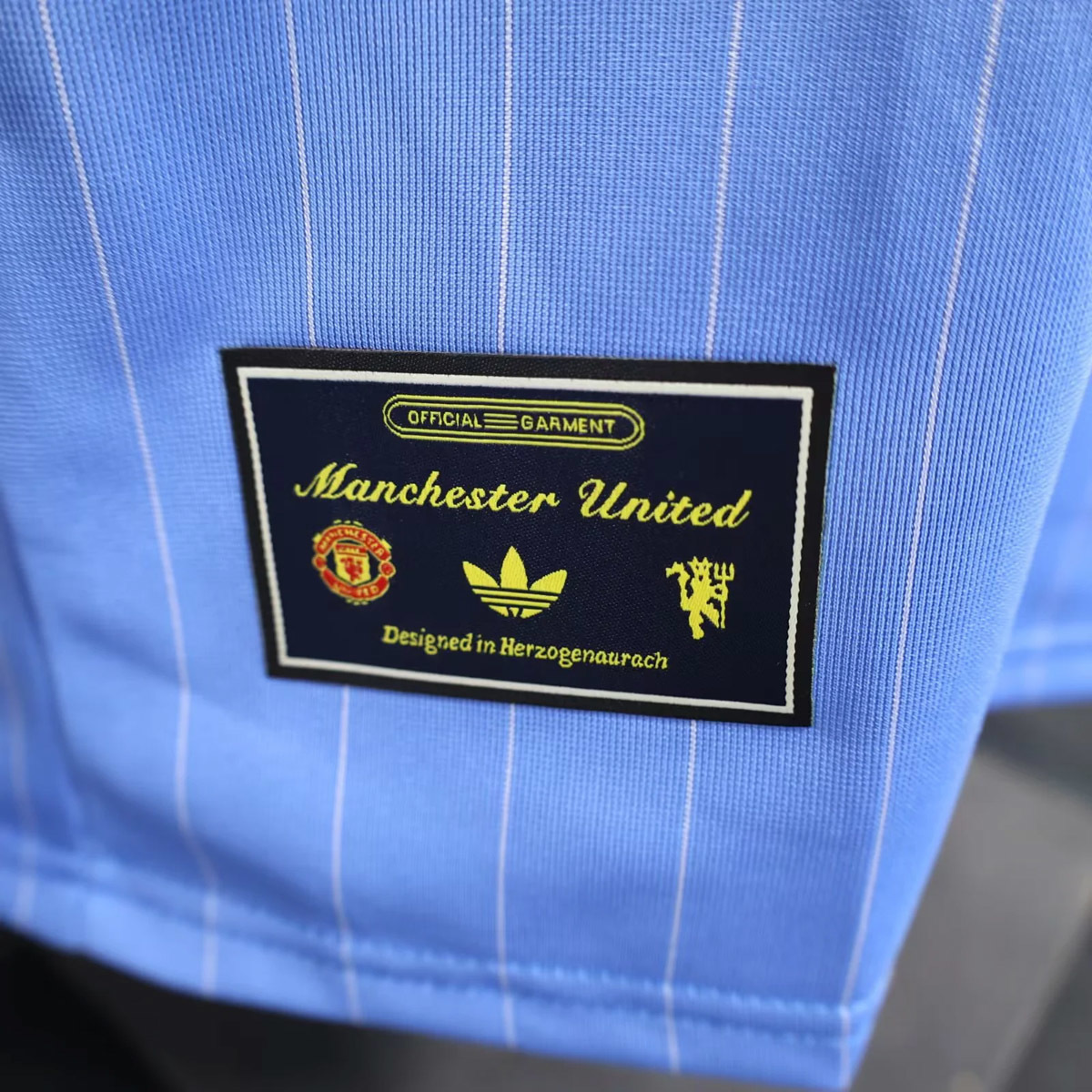 25/26 Man Utd Terrace Icons Blue Shirt