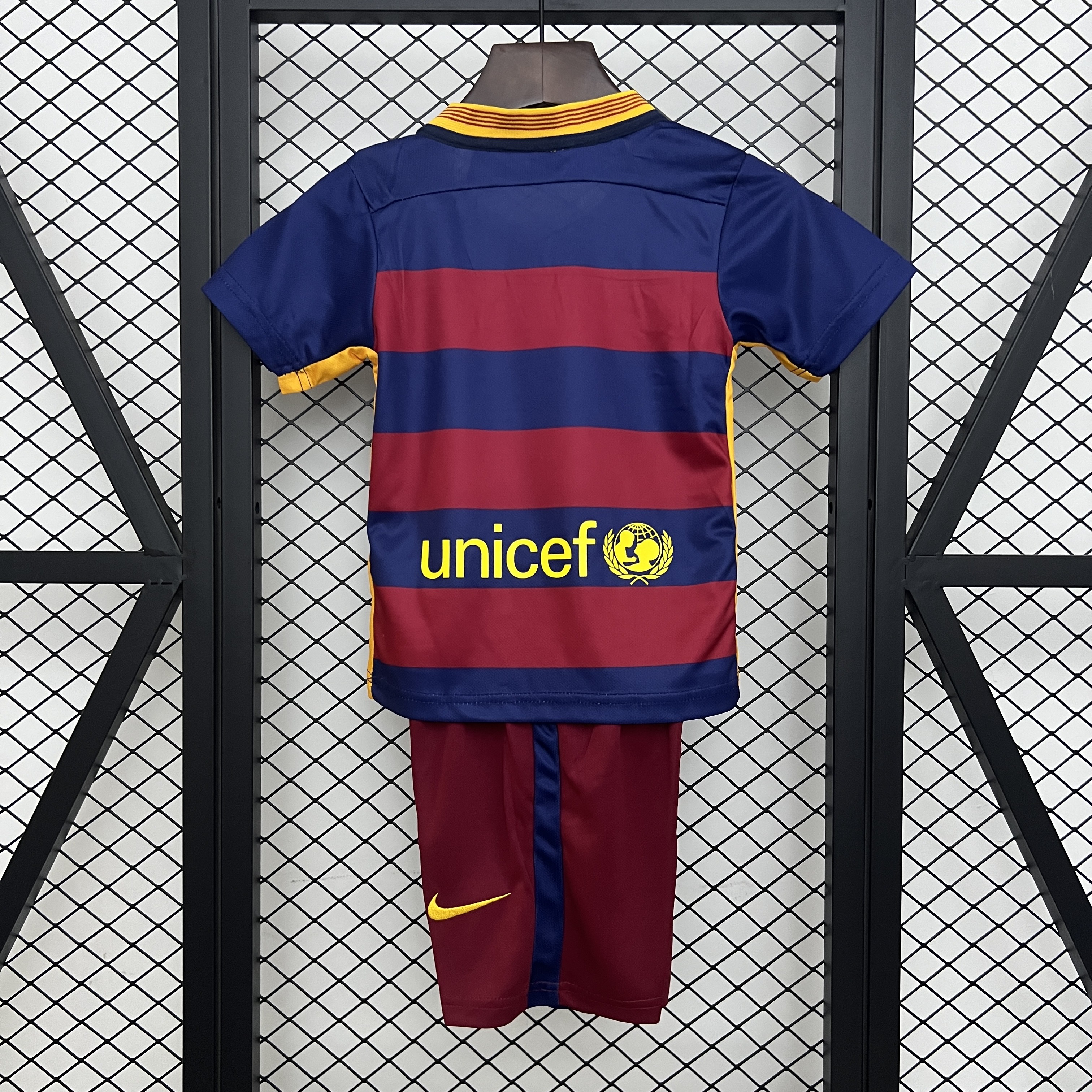 Kids kit Barcelona 15/16 Home