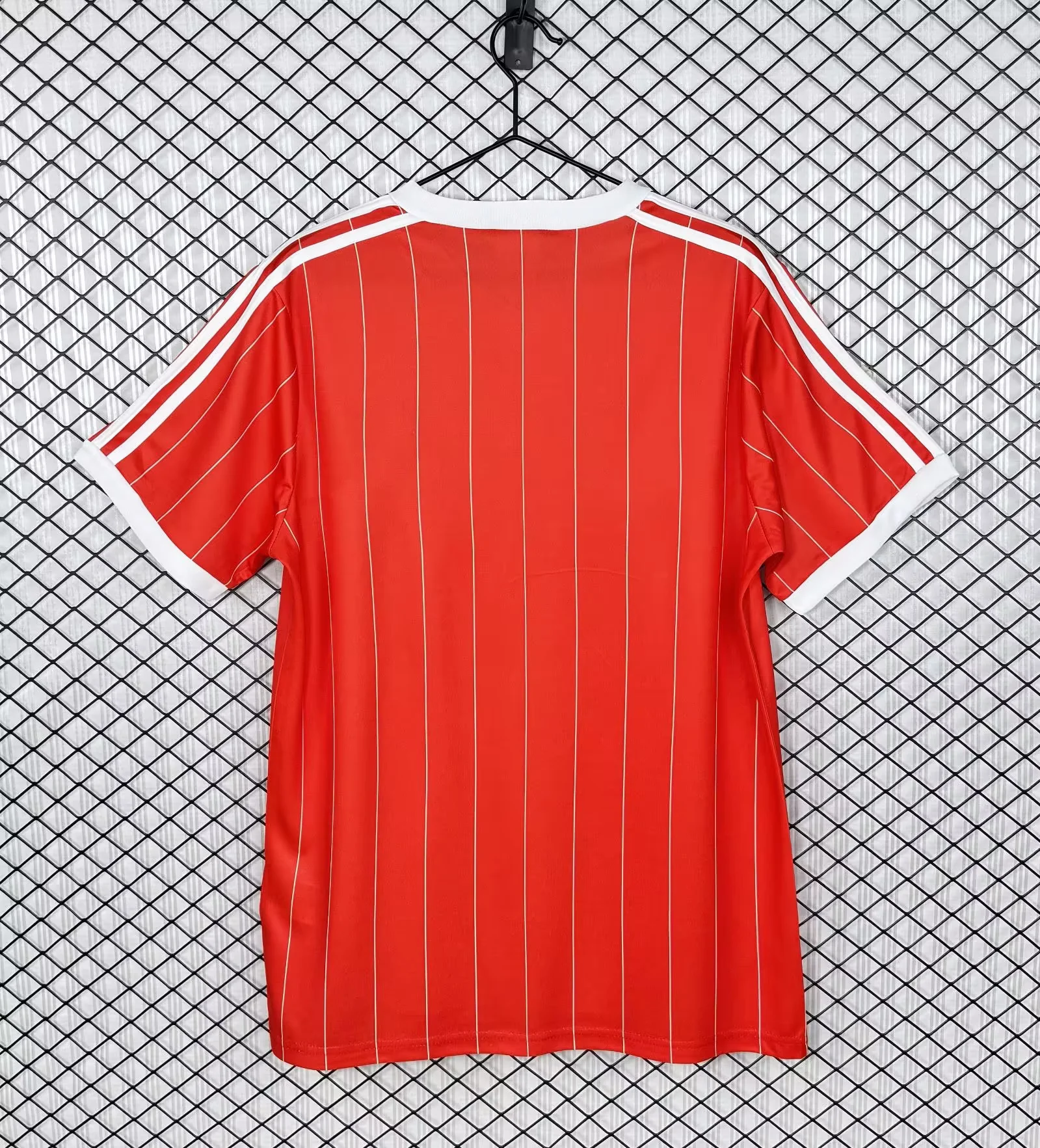 Retro Nottingham Forest 82/84 Home Jersey S-XXL