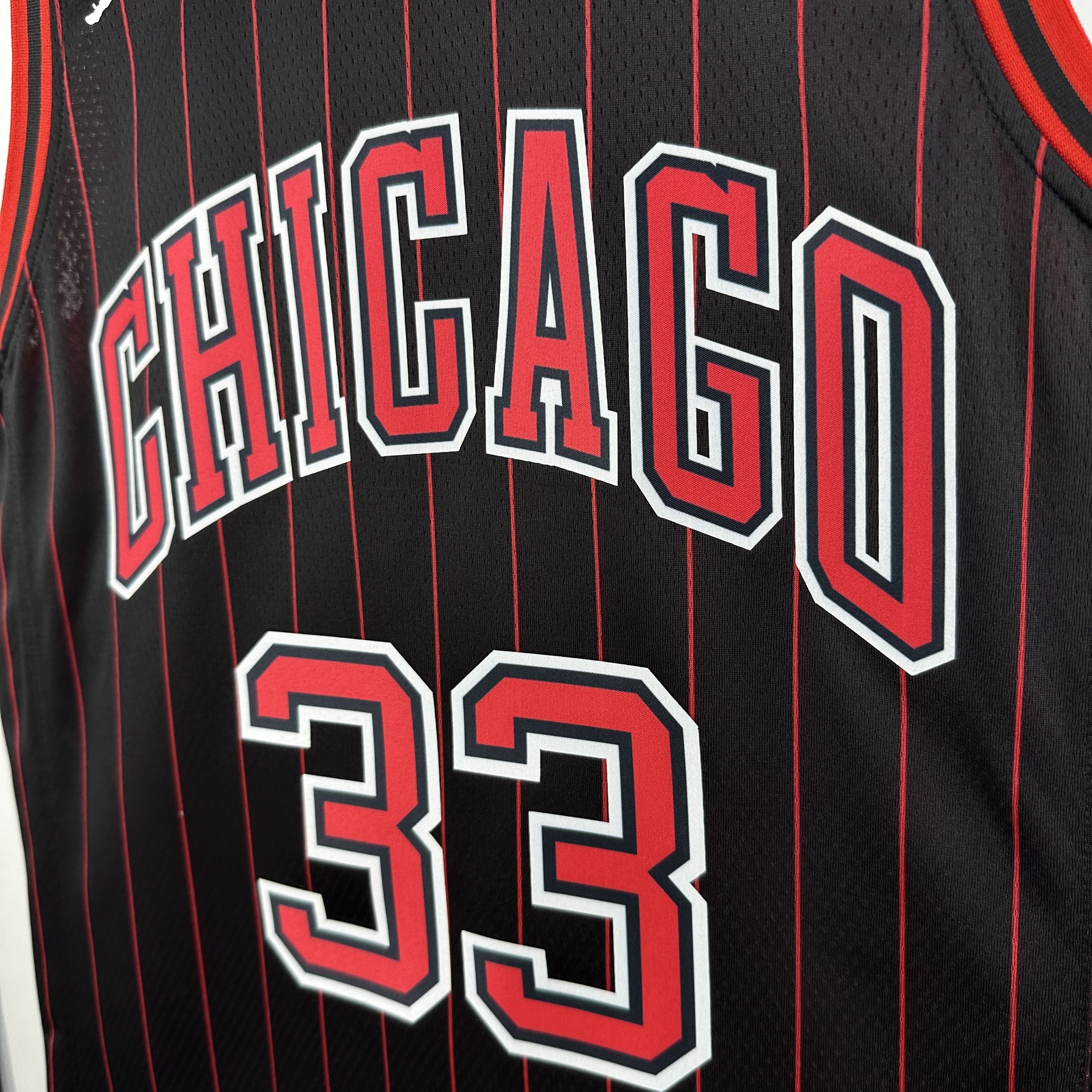 26 Season Chicago Bulls Flyer Edition No.33