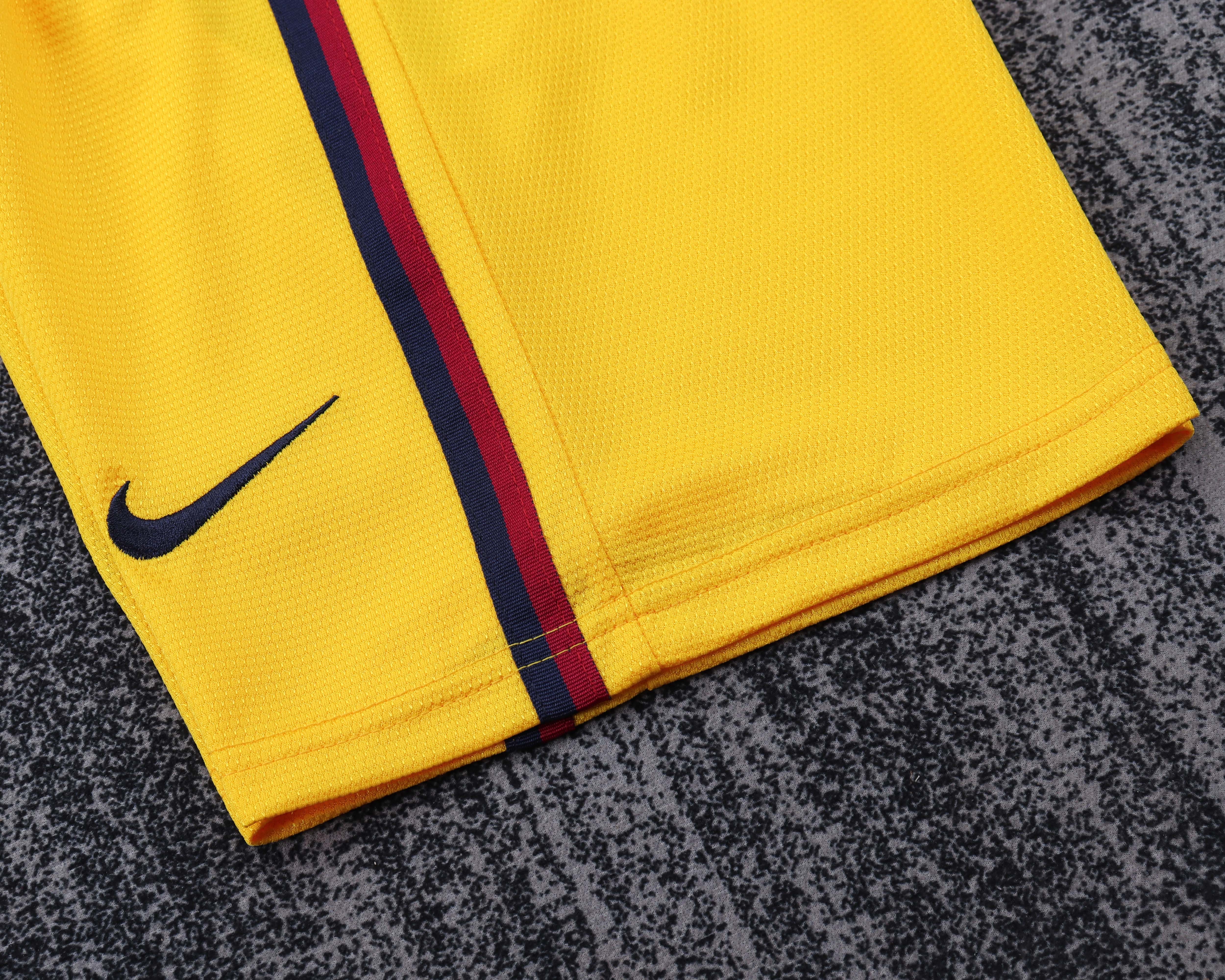 Kids kit Barcelona 12/13 Away