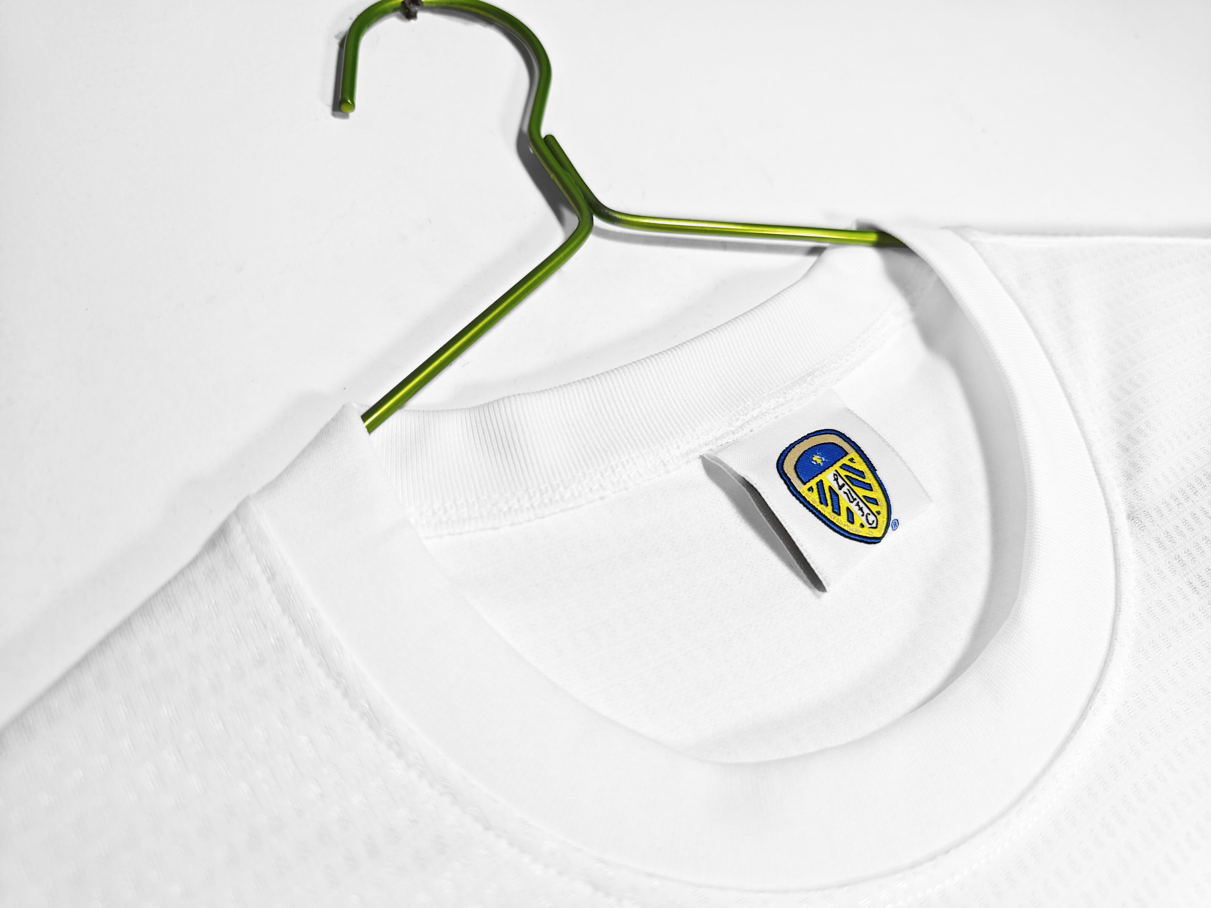 Retro  Leeds United 95-96 Home S-XXL