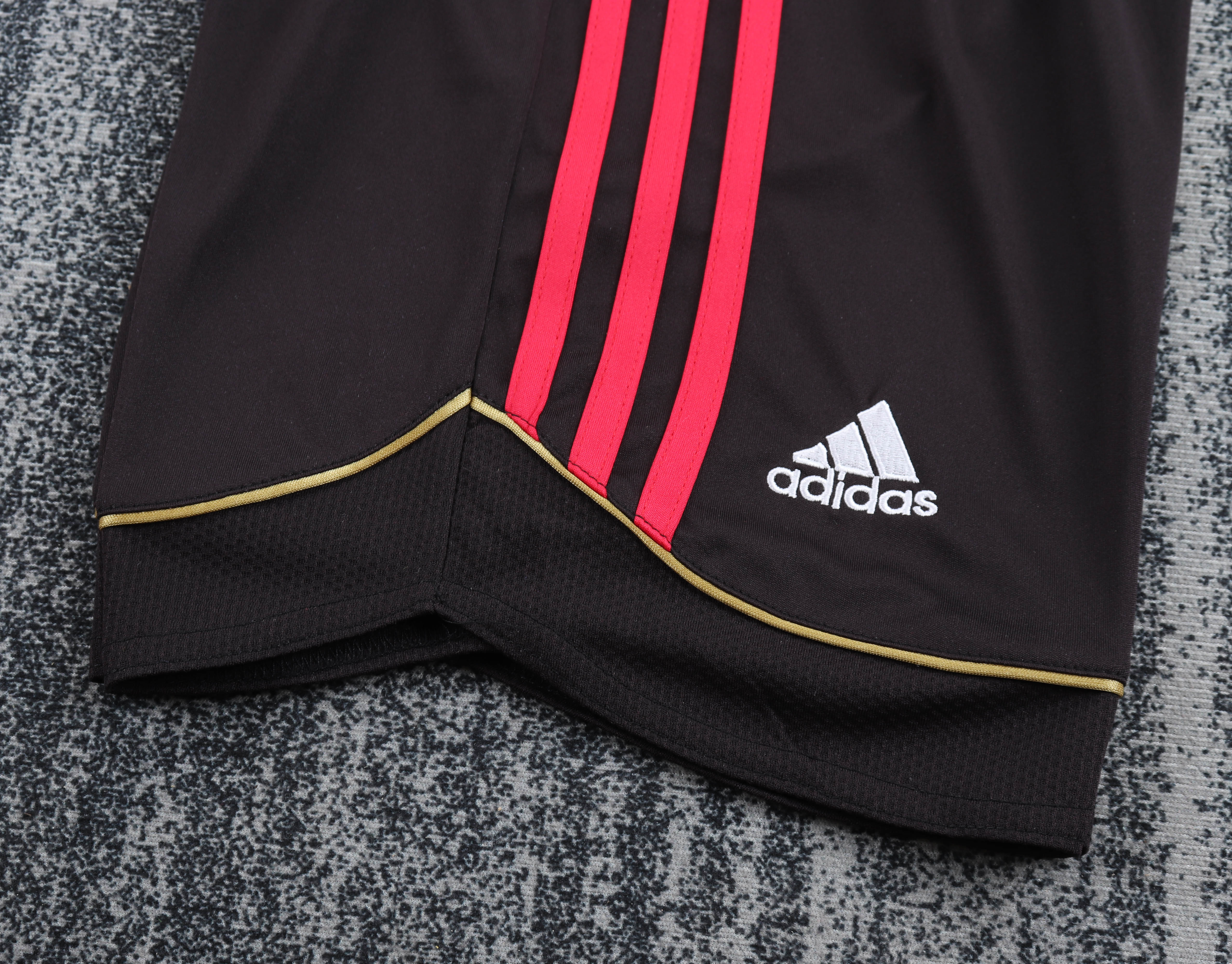 Kids Retro Kit AC Milan 06/07 Home Long Sleeves