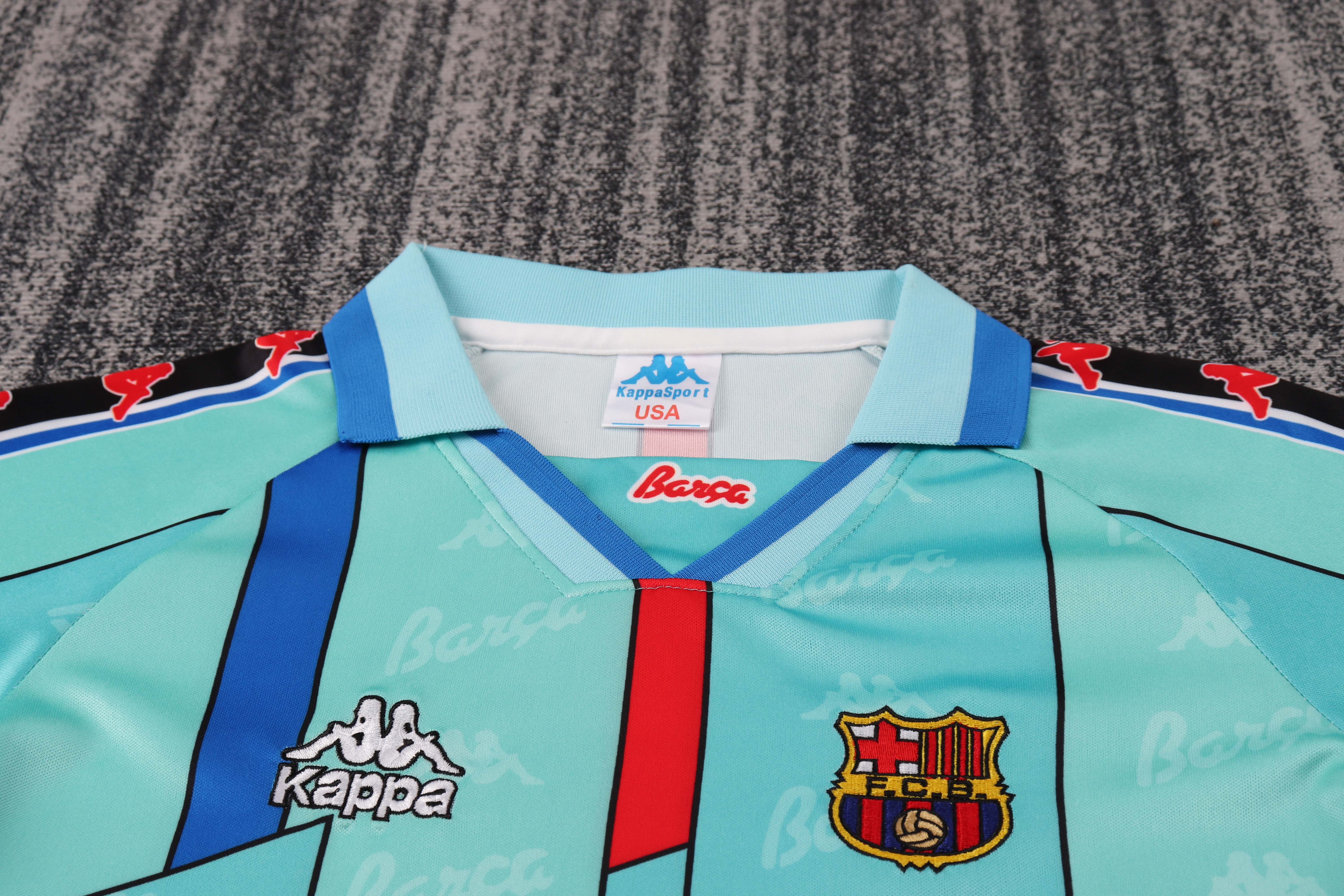 Kids kit Barcelona 96/97 Away