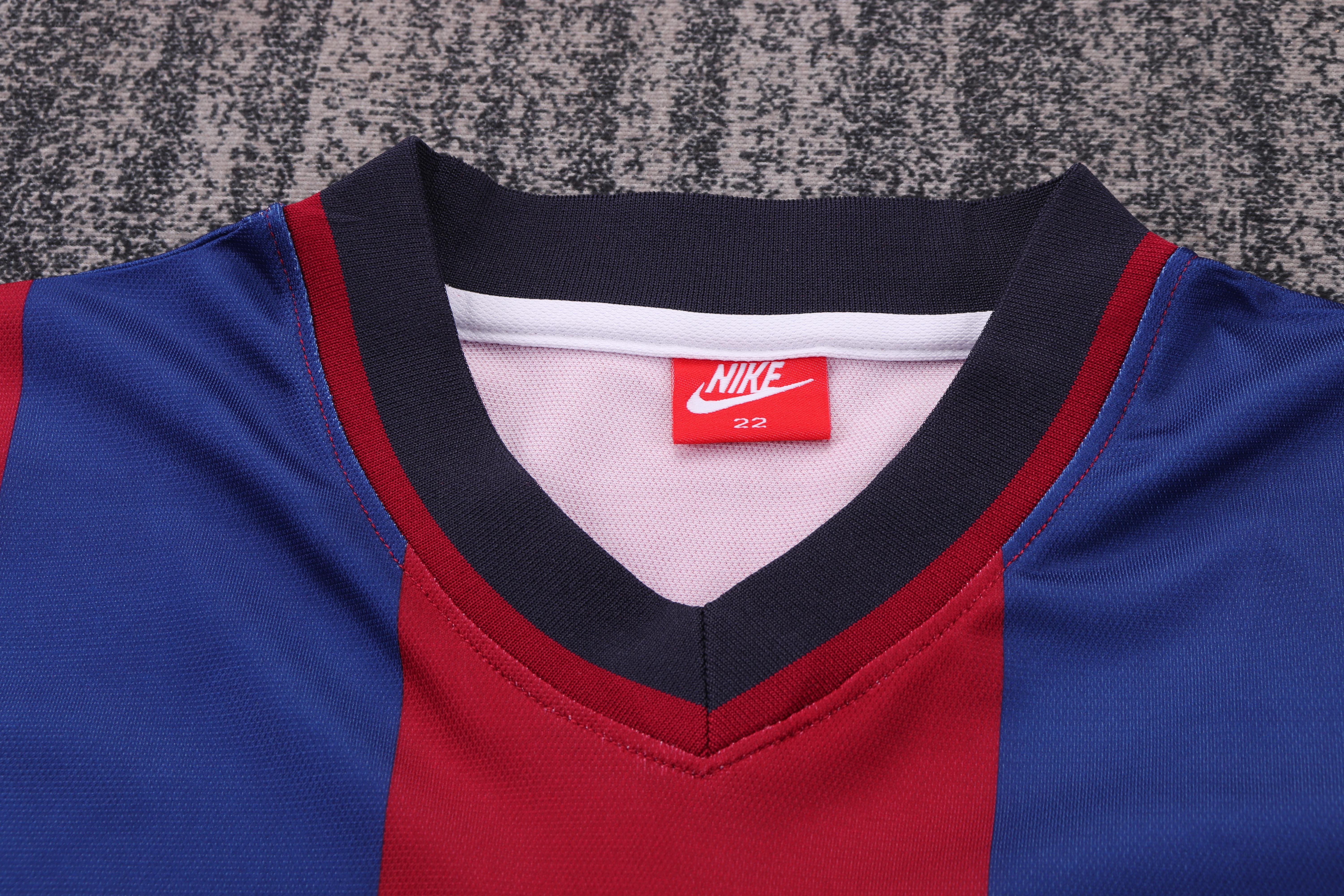 Kids kit Barcelona 98/99 Home