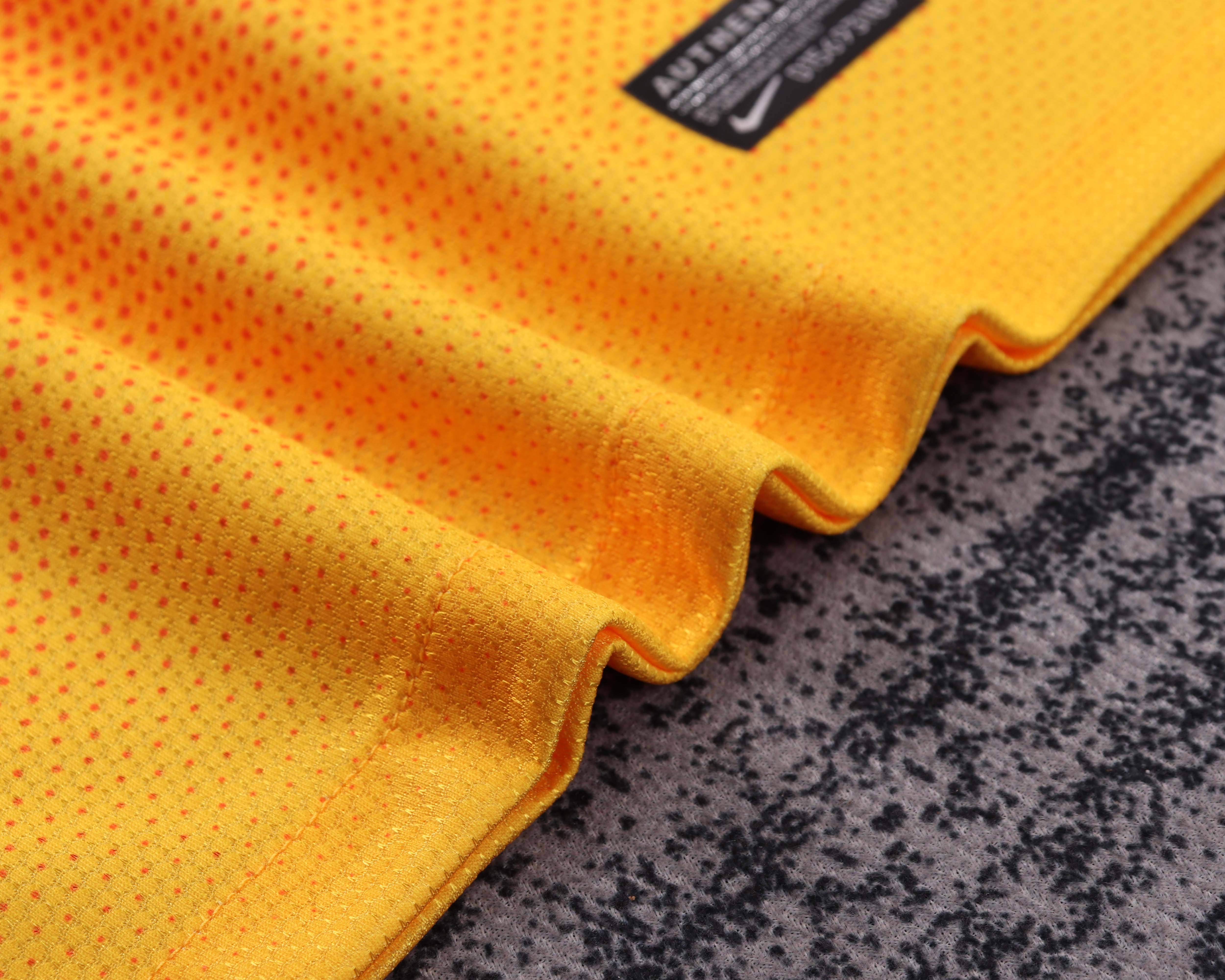 Kids kit Barcelona 12/13 Away