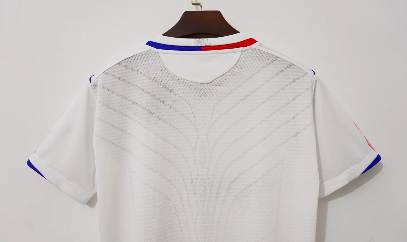 Retro Olympique Lyonnais 08/09 Home Jersey