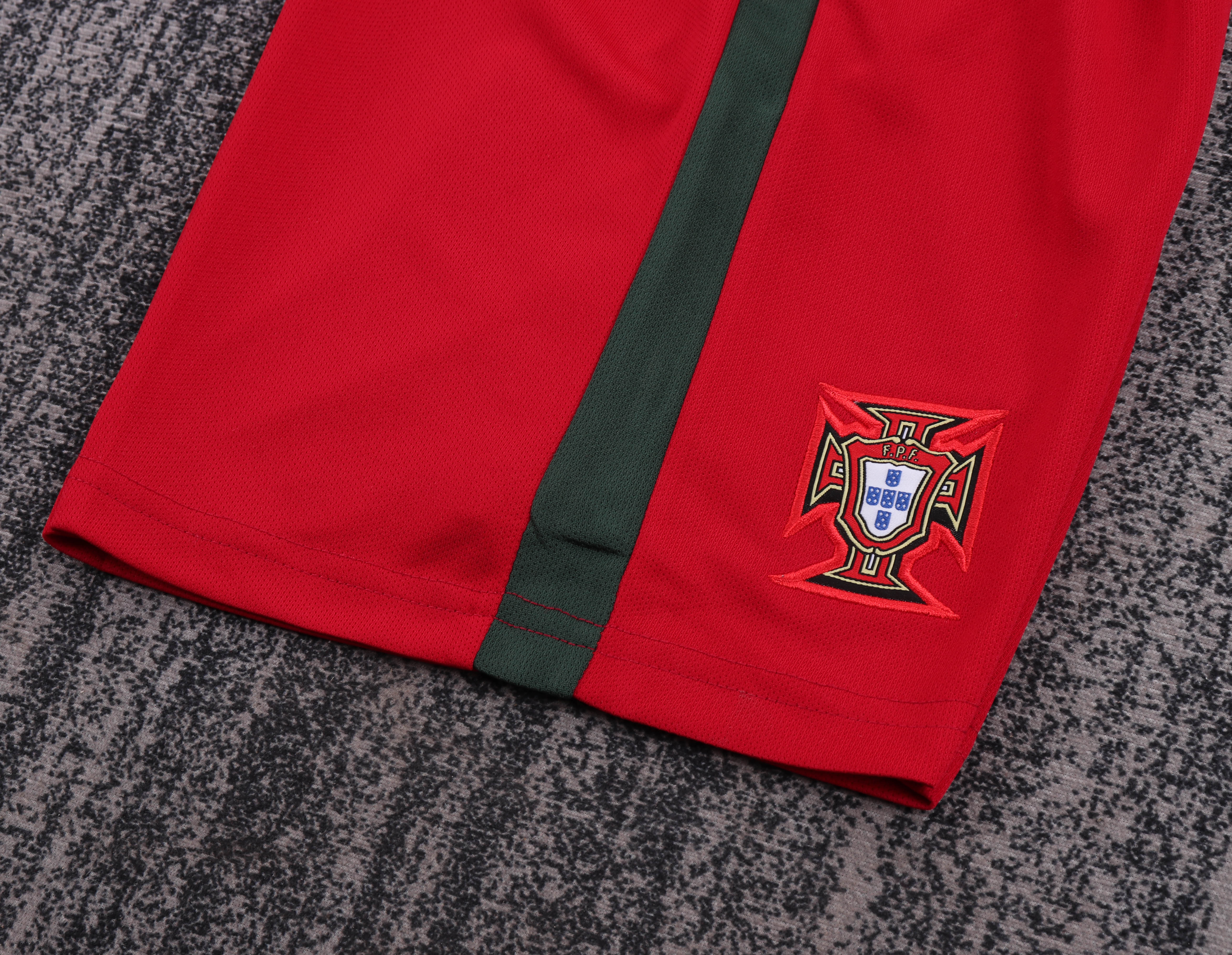 Kids Retro Kit Portugal 16/17 Home