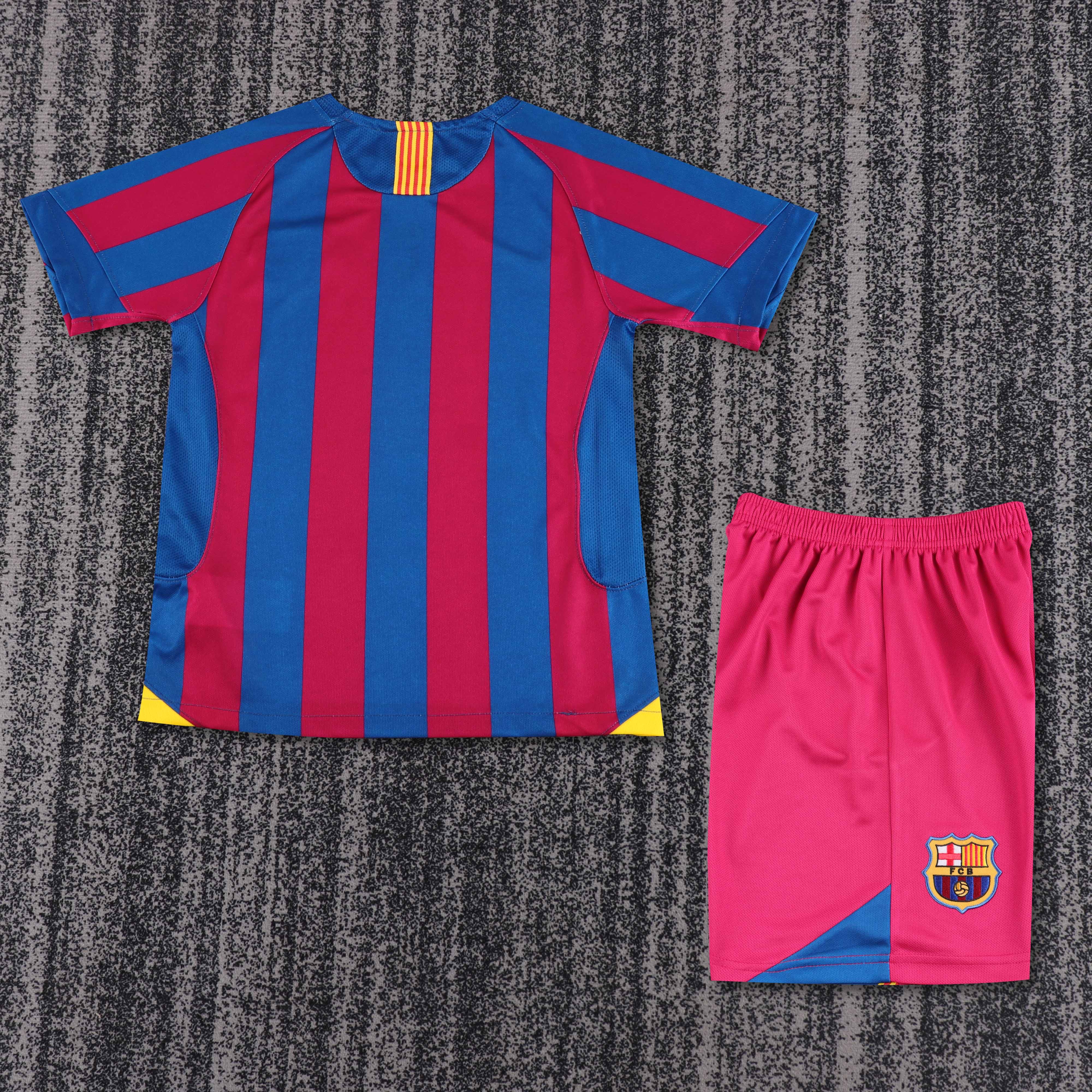 Kids kit Barcelona 05/06 Home