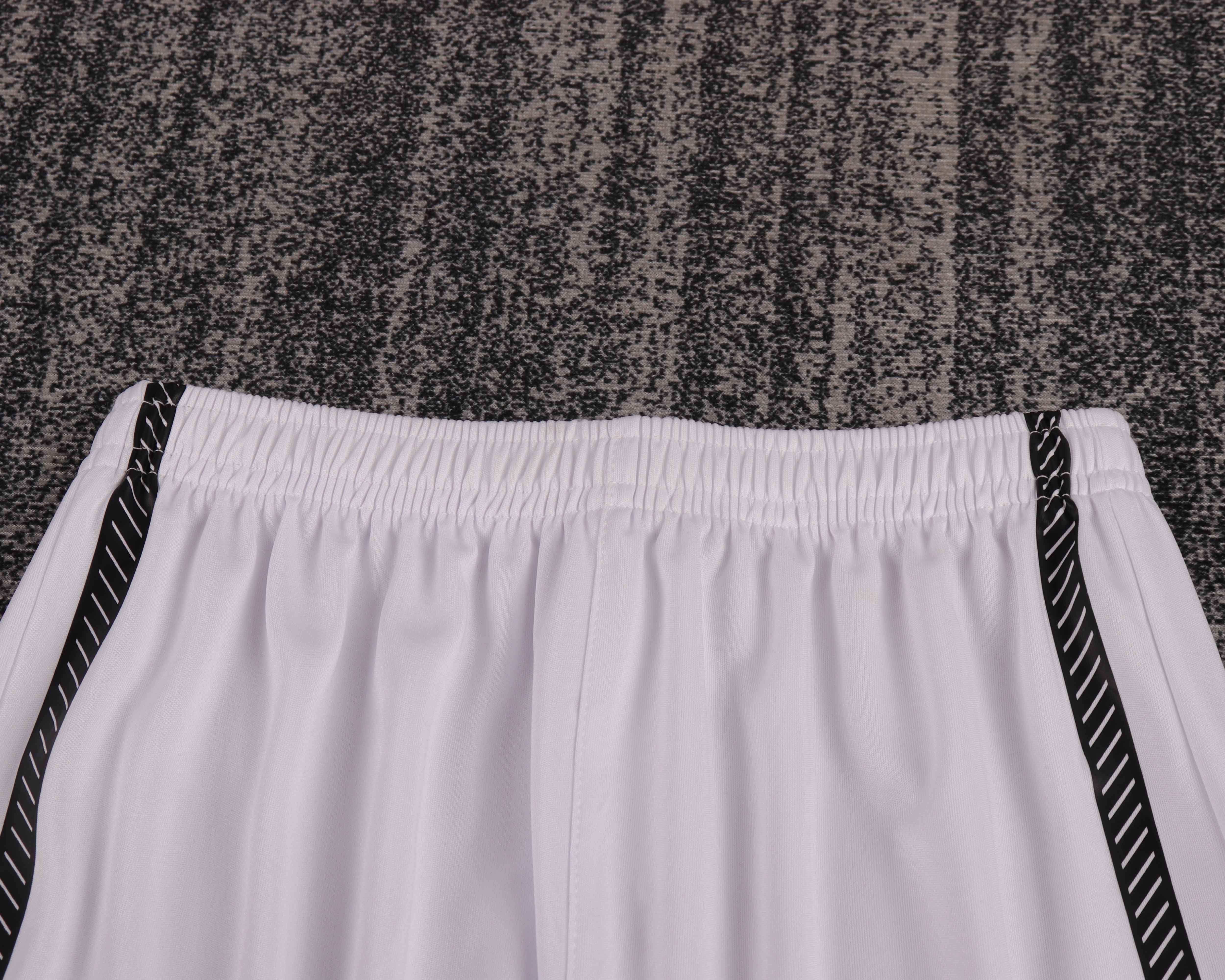 Kids Retro Man Utd 10/11 Home