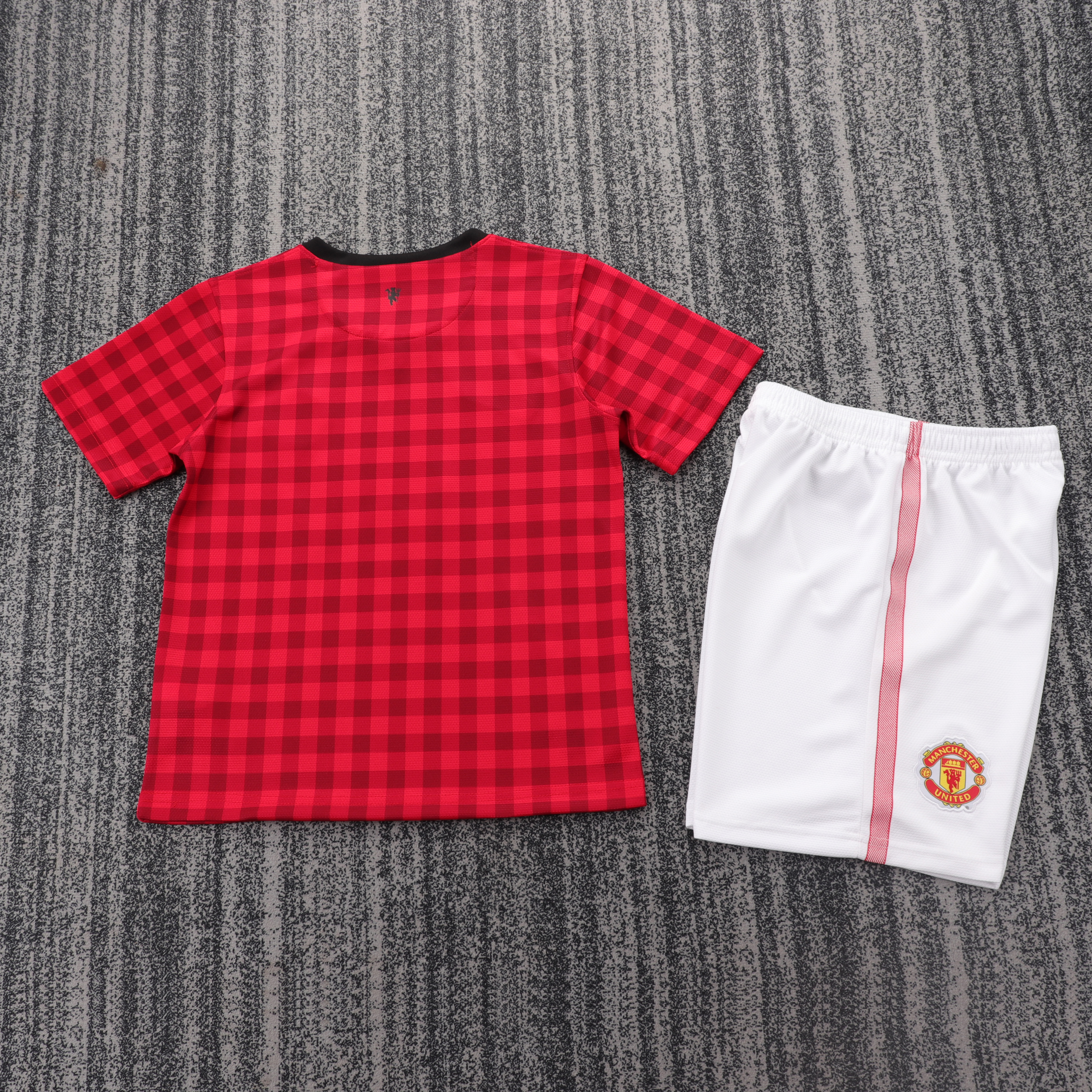 Kids Retro Man Utd 12/13 Home