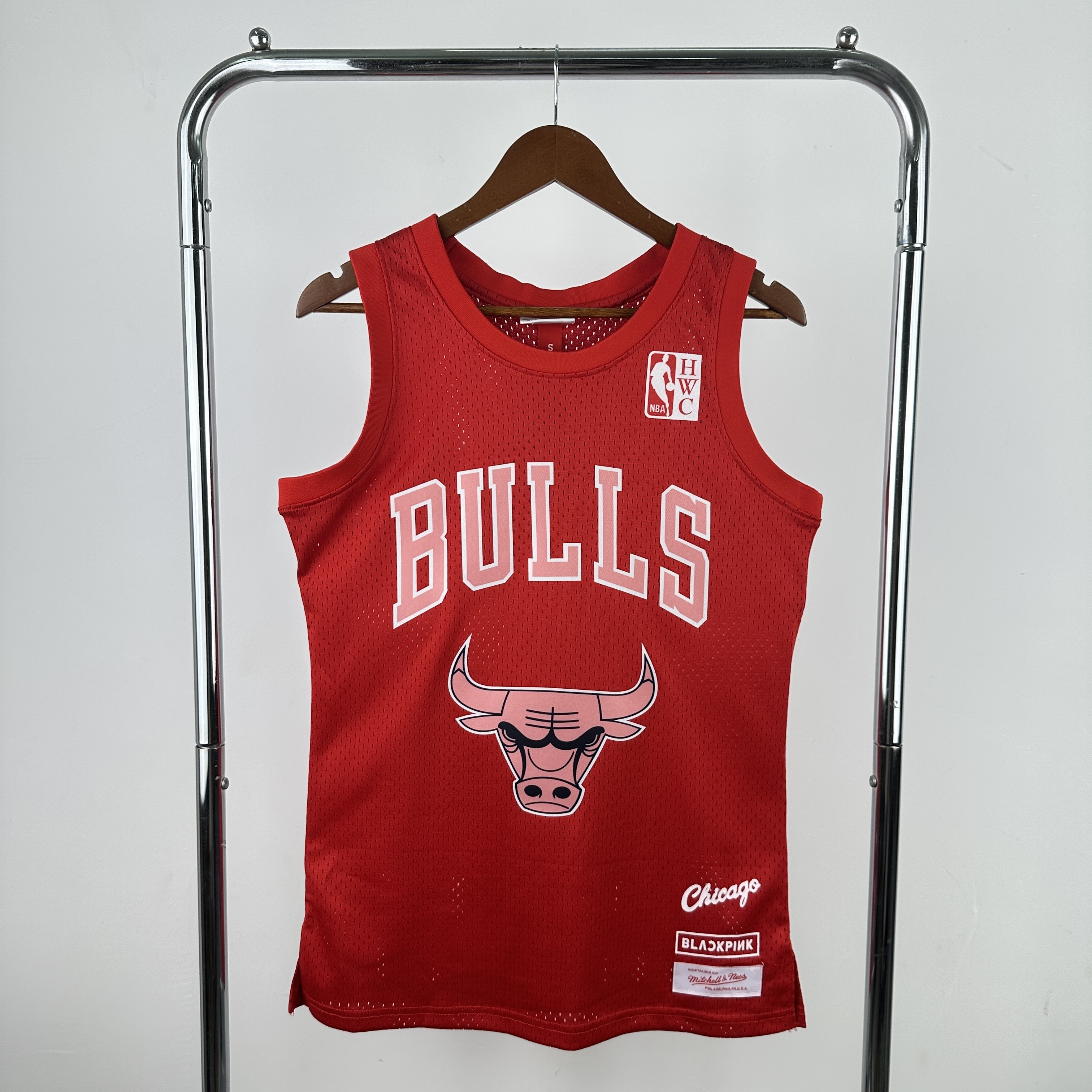 Chicago Bulls * Black Pink Jersey No.16