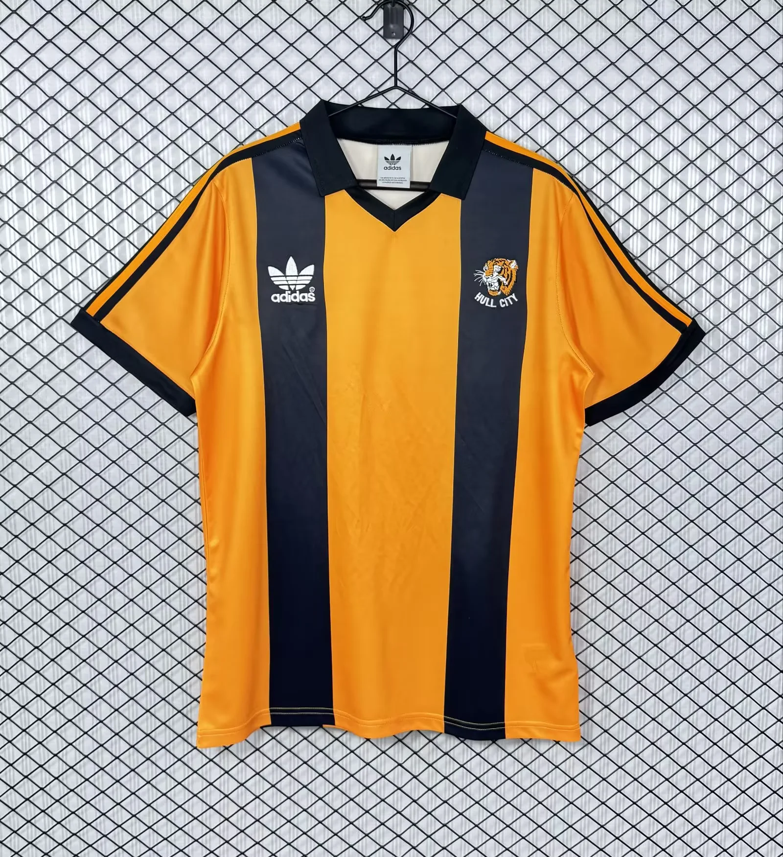 Retro Hull City 1981/82 Home Jersey S-XXL