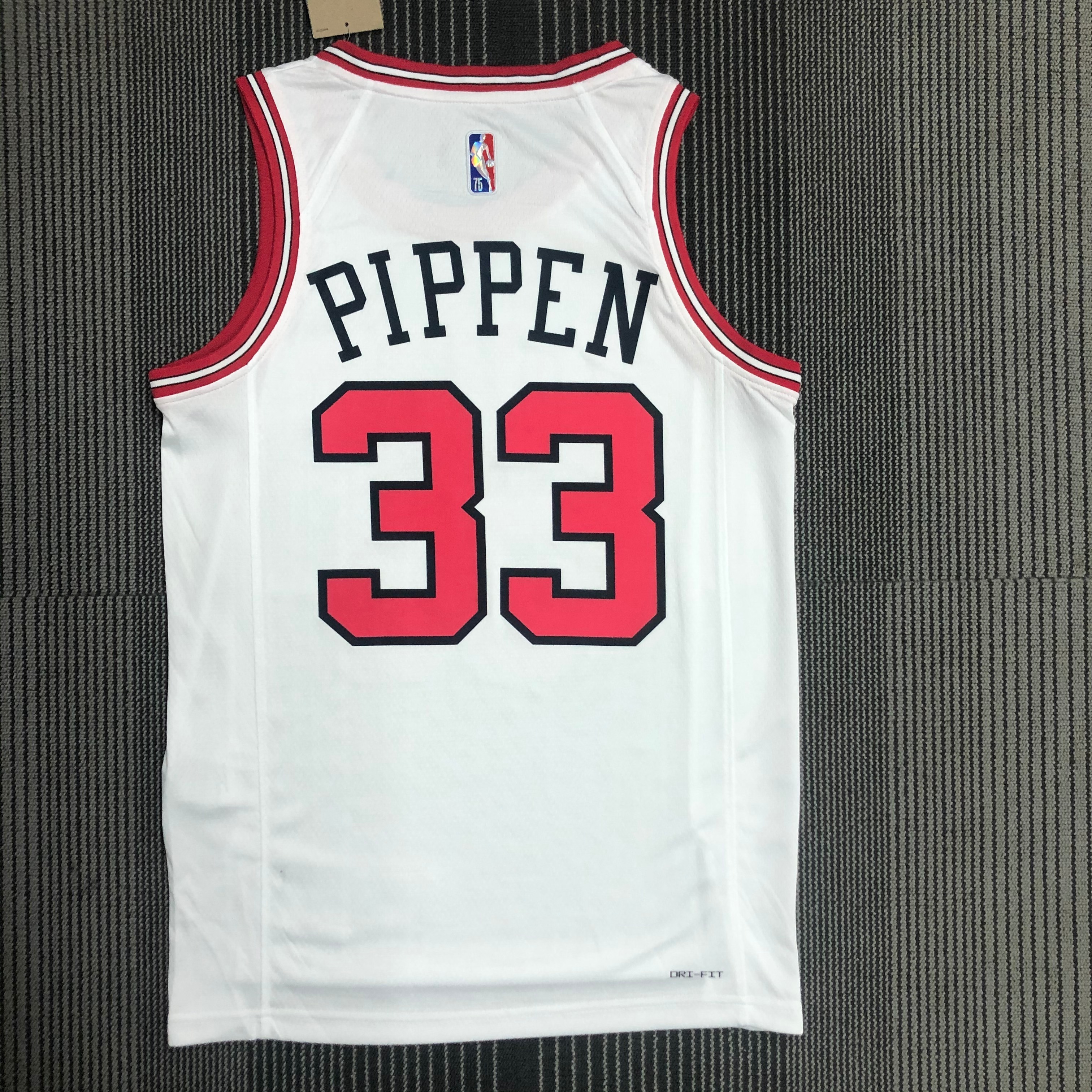 75th Anniversary Chicago Bulls White Jersey No.33