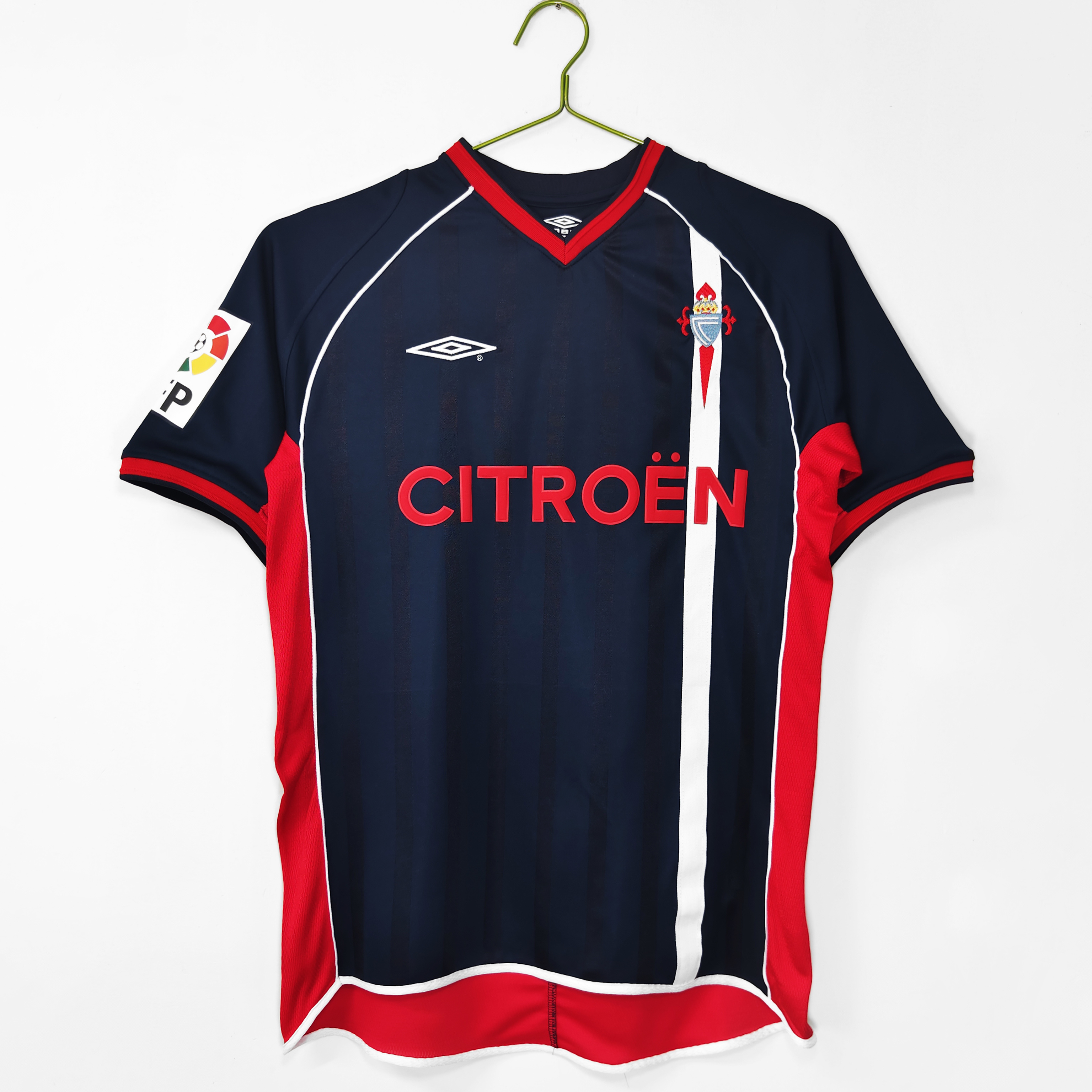 Retro Celta de Vigo 2001/02 Black Jersey