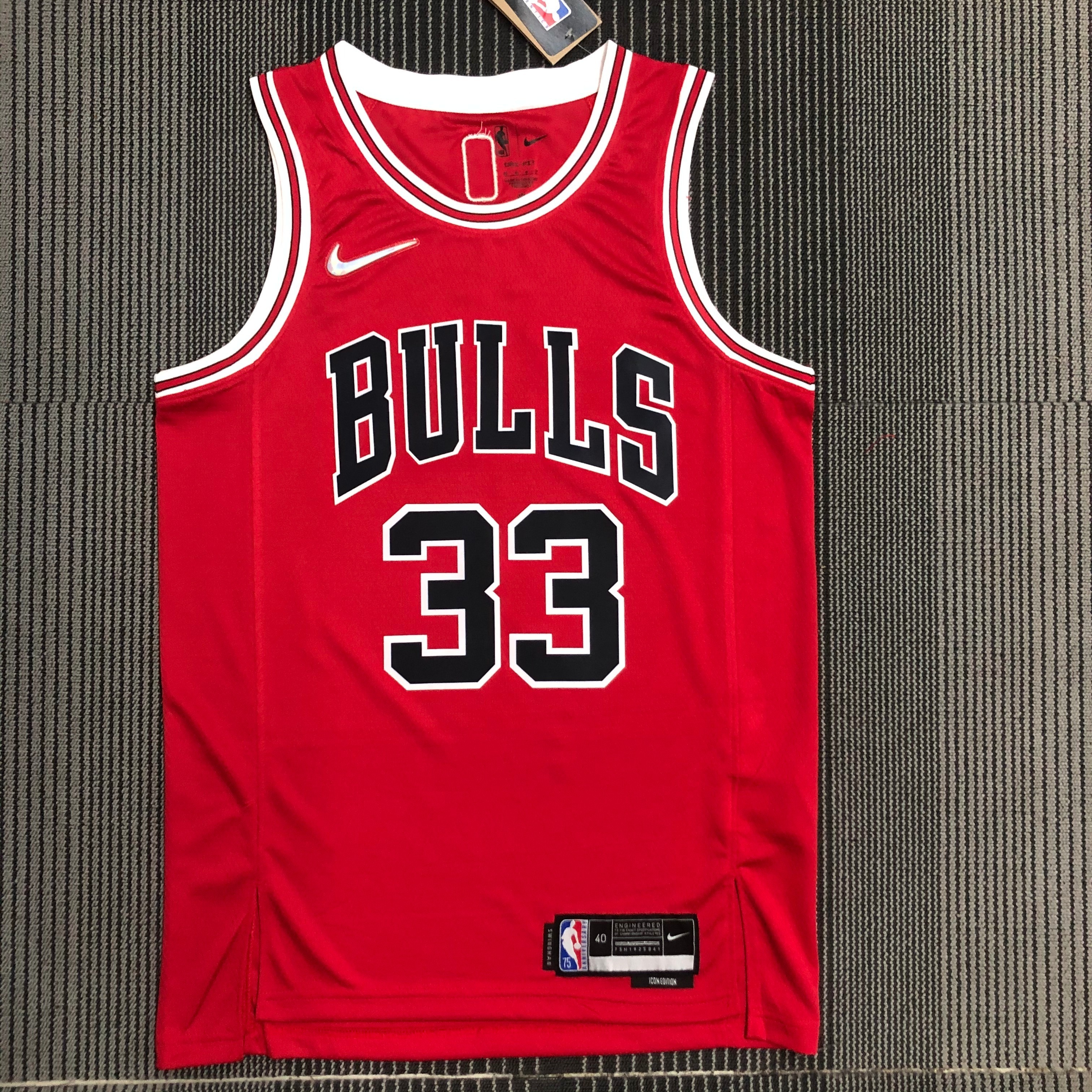 75th Anniversary Chicago Bulls Red Jersey No.3