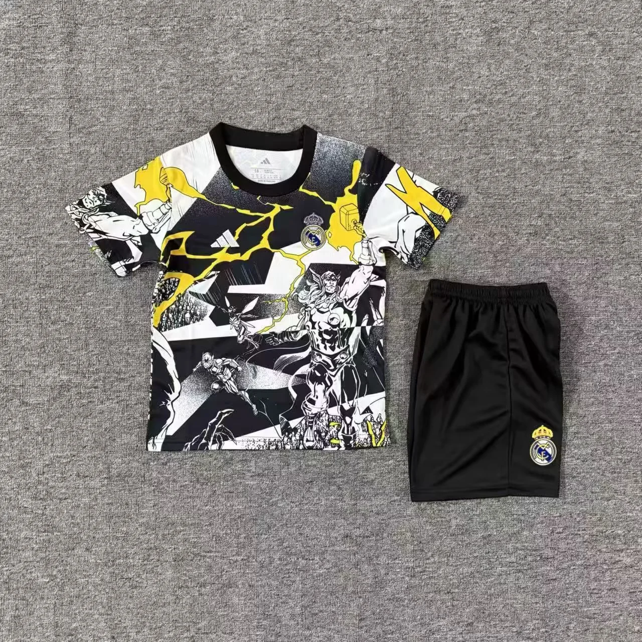 Kids Real Madrid * Marvel Jersey 16-28