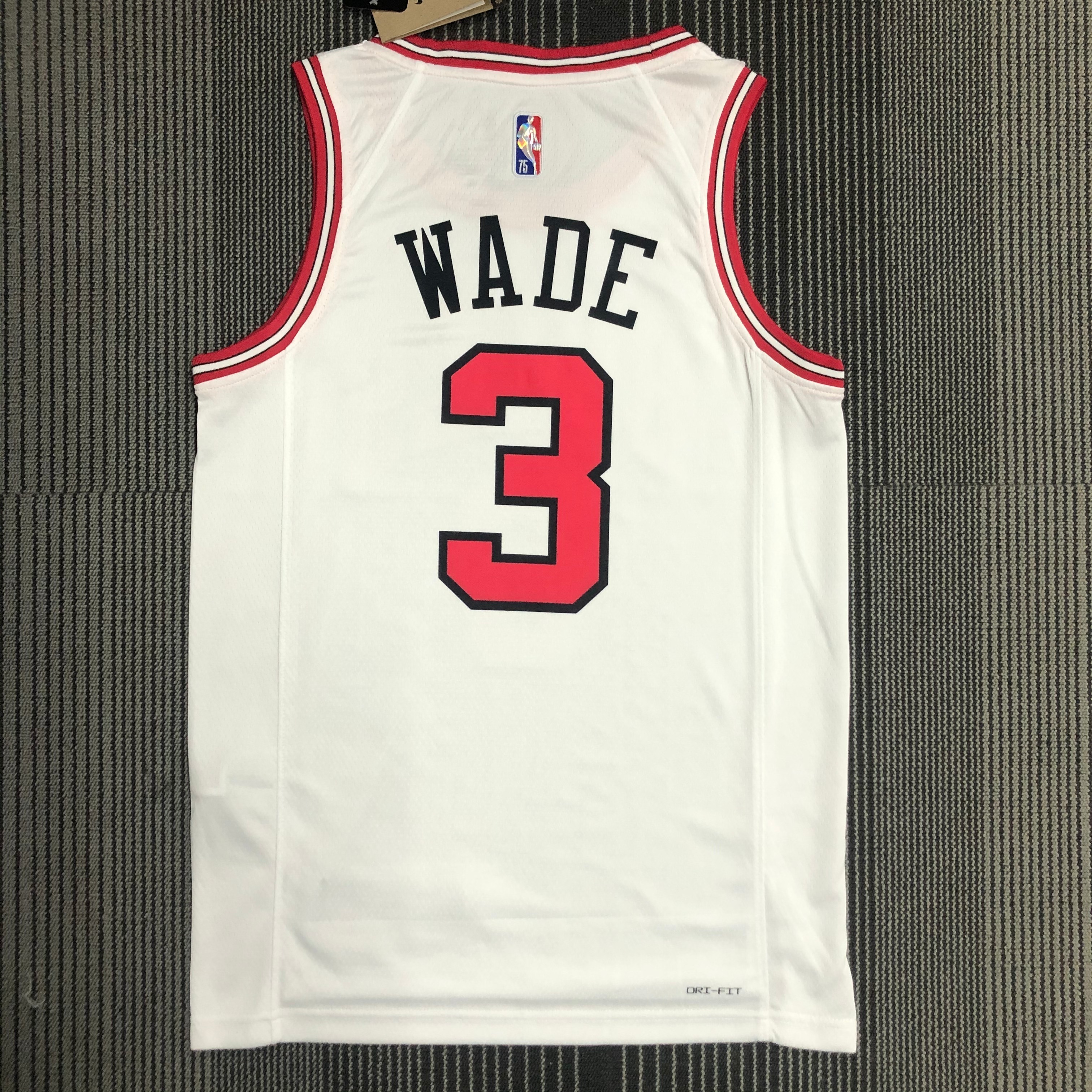 75th Anniversary Chicago Bulls White Jersey No.3