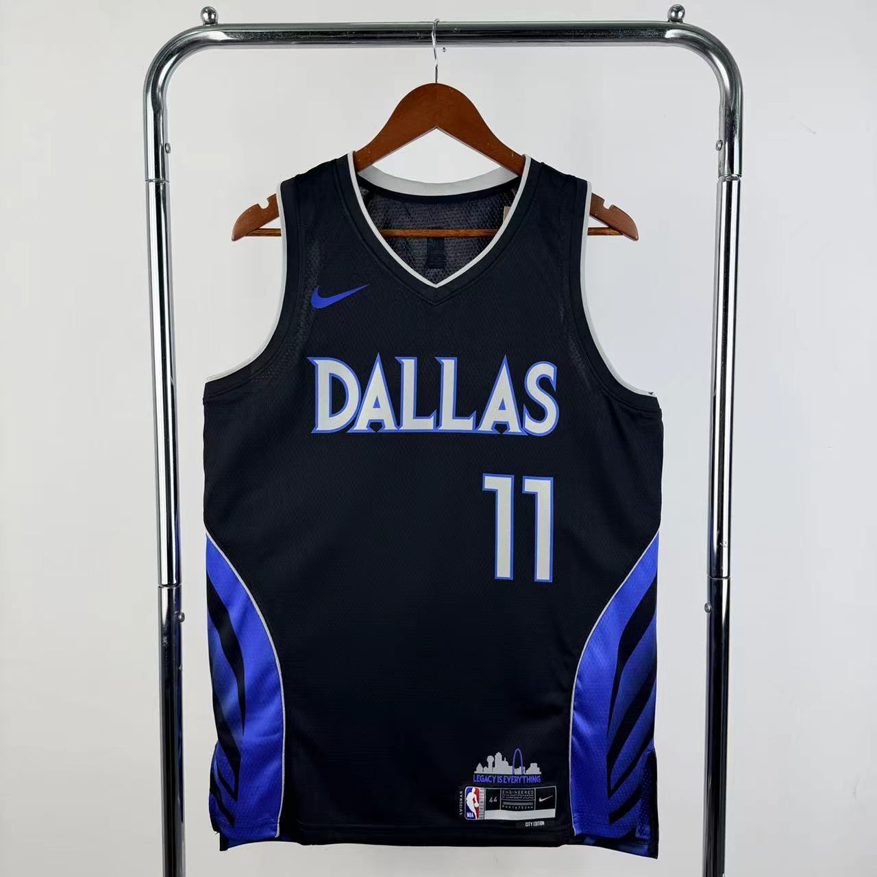 26 Season Mavericks City Edition No.11