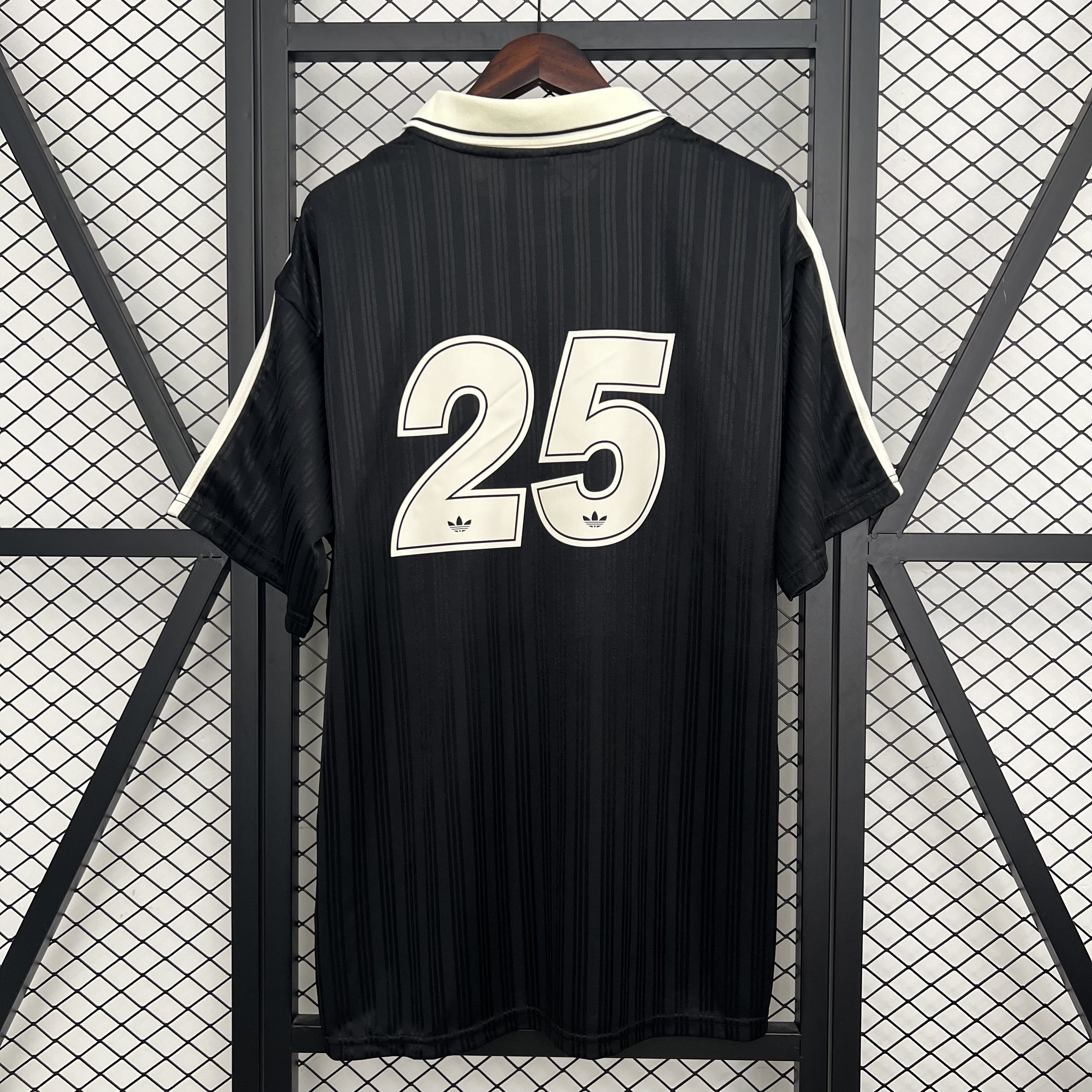 TOUR JACQUARD JERSEY