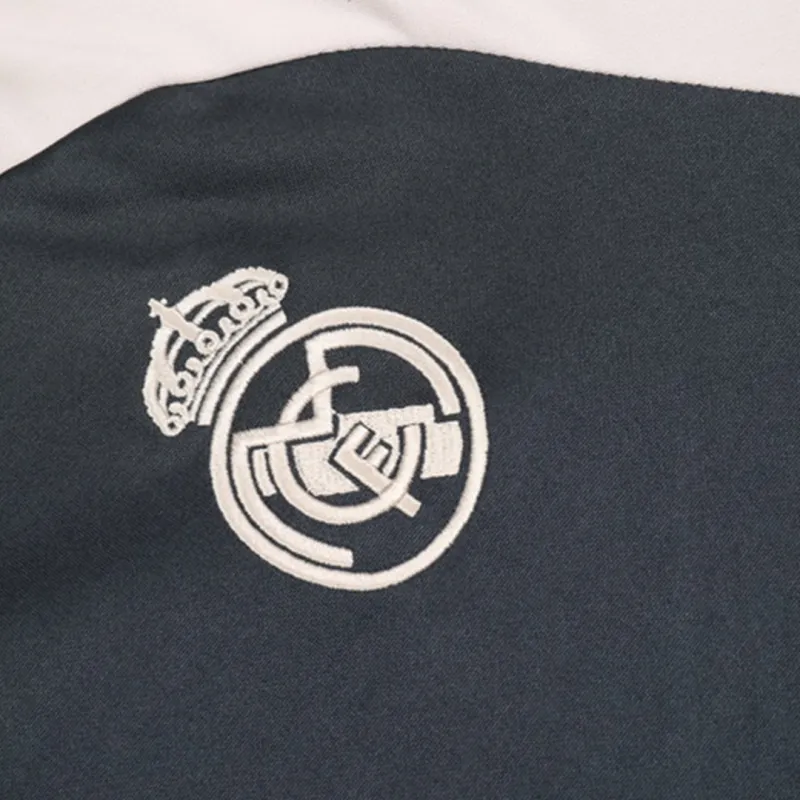 Real Madrid 1/4 Zip Tracksuit 2024/25 Gray