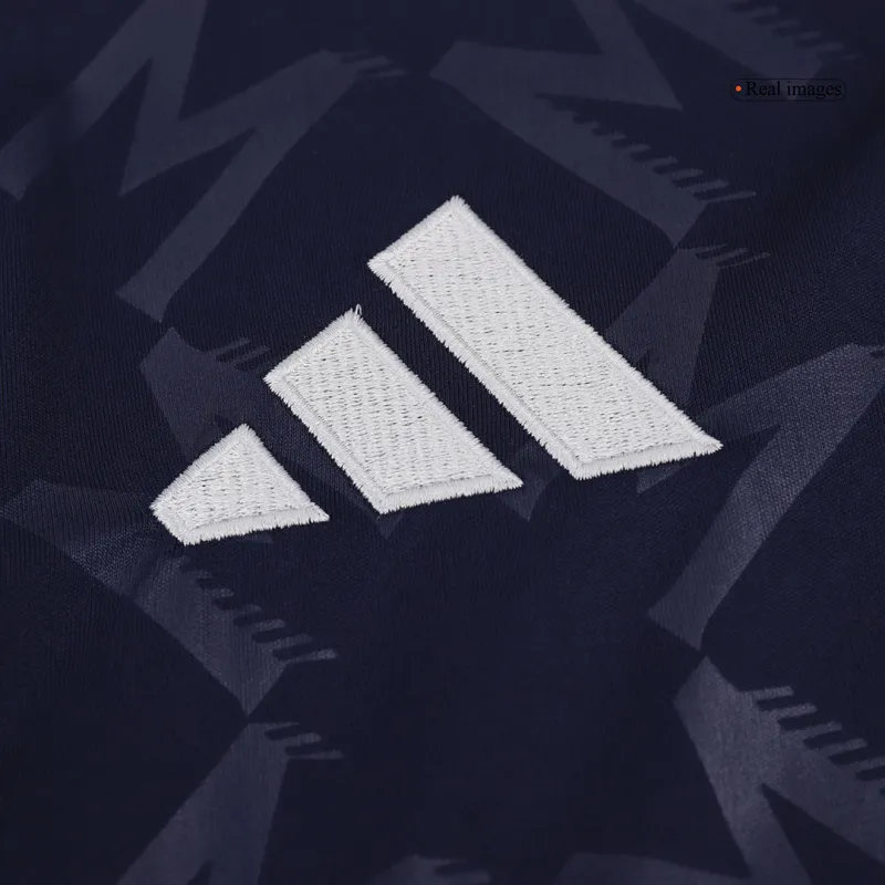 B.FERNANDES #8 Manchester United Away Soccer Jersey 2024/25