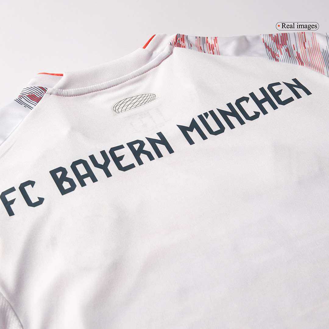 MÜLLER #25 Bayern Munich Away Soccer Jersey 2025/26