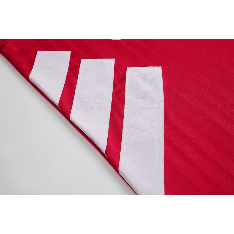 1993-1995 Liverpool home jerseys