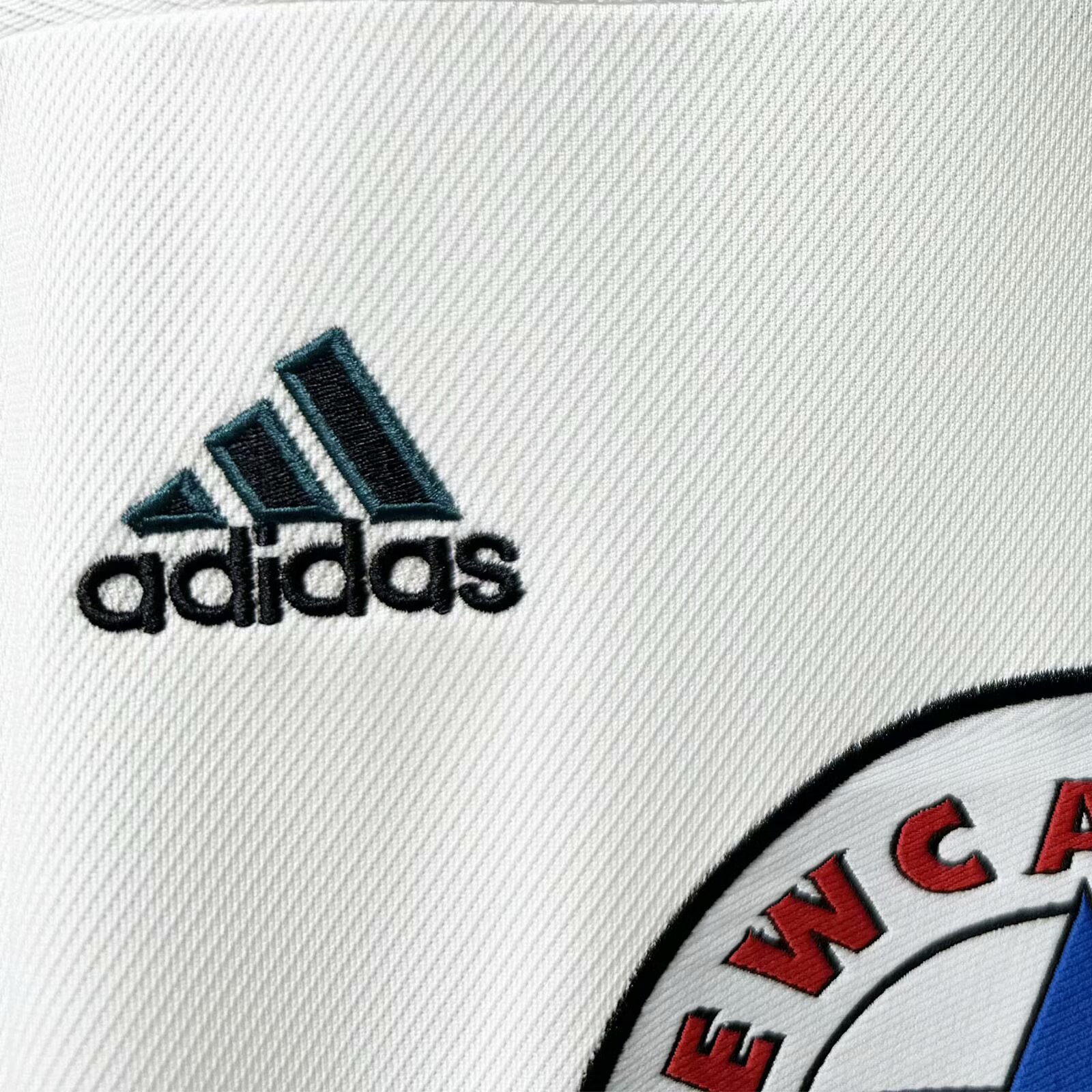 1999-2000 Newcastle United Away Retro Jersey