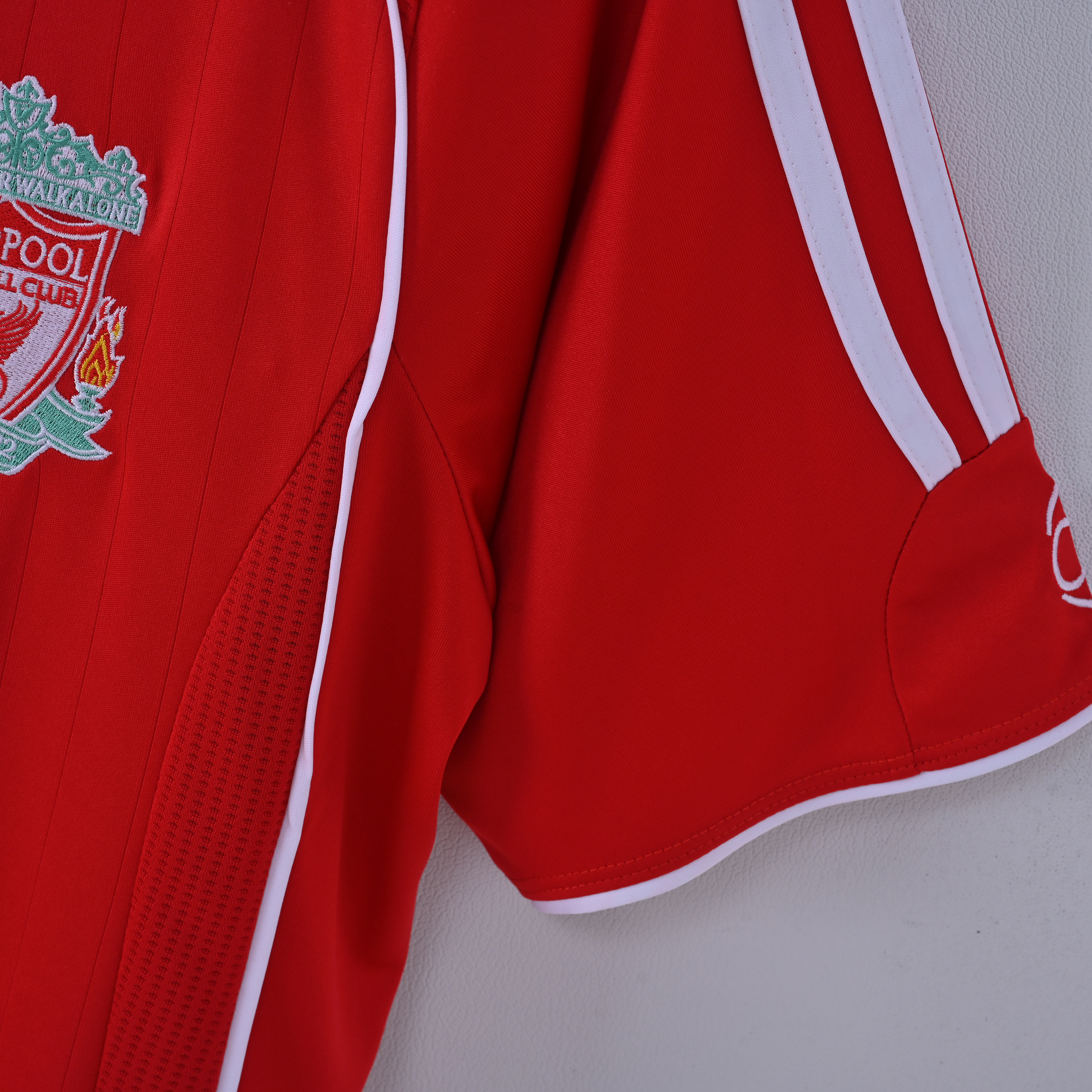 2006-2007 Liverpool home jerseys