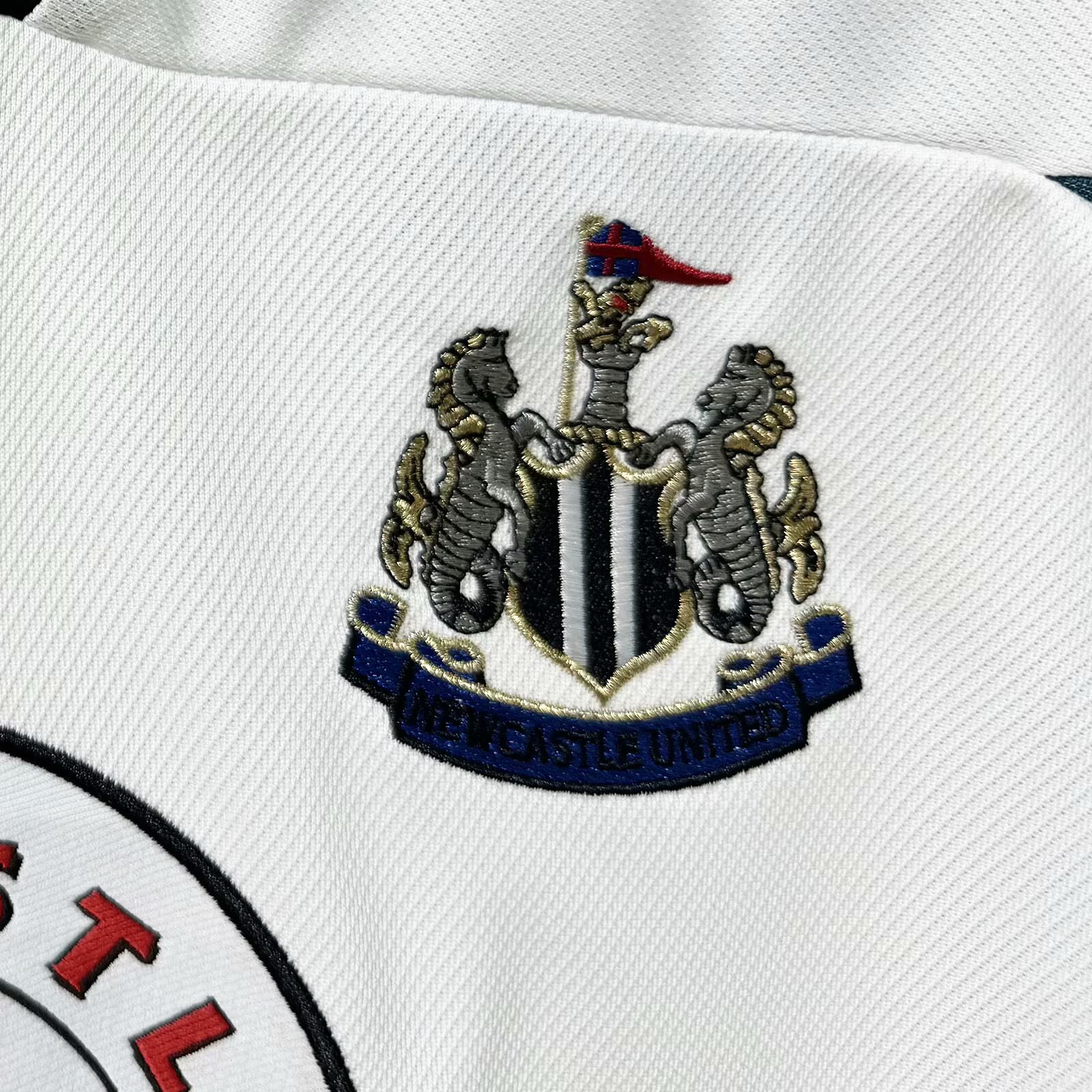 1999-2000 Newcastle United Away Retro Jersey