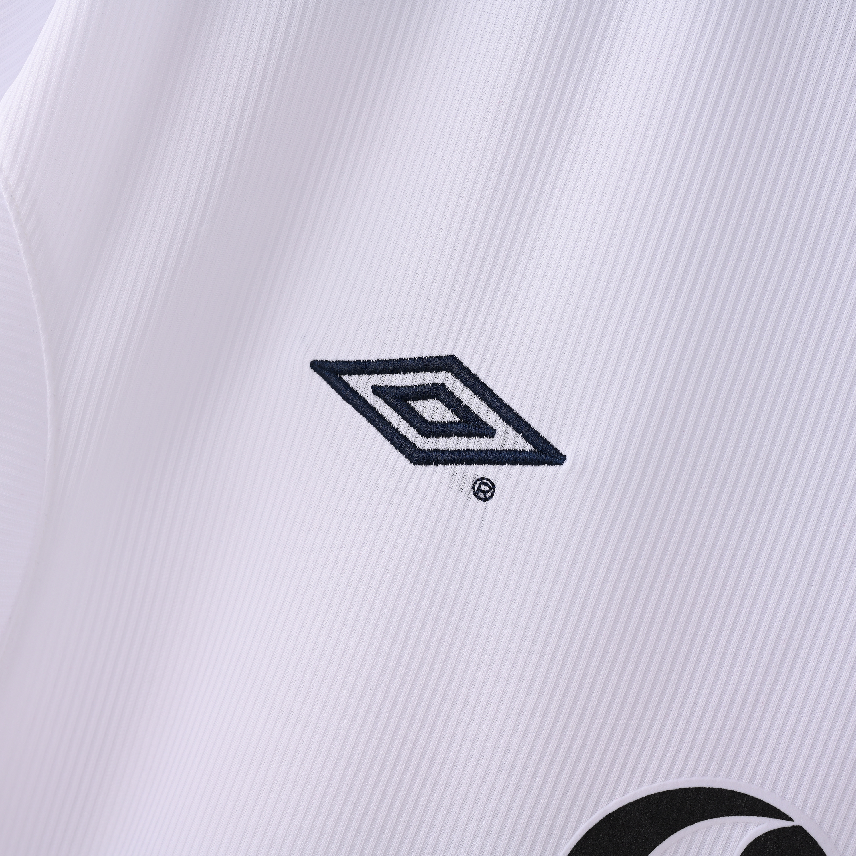 1999-2000 Manchester United away jersey