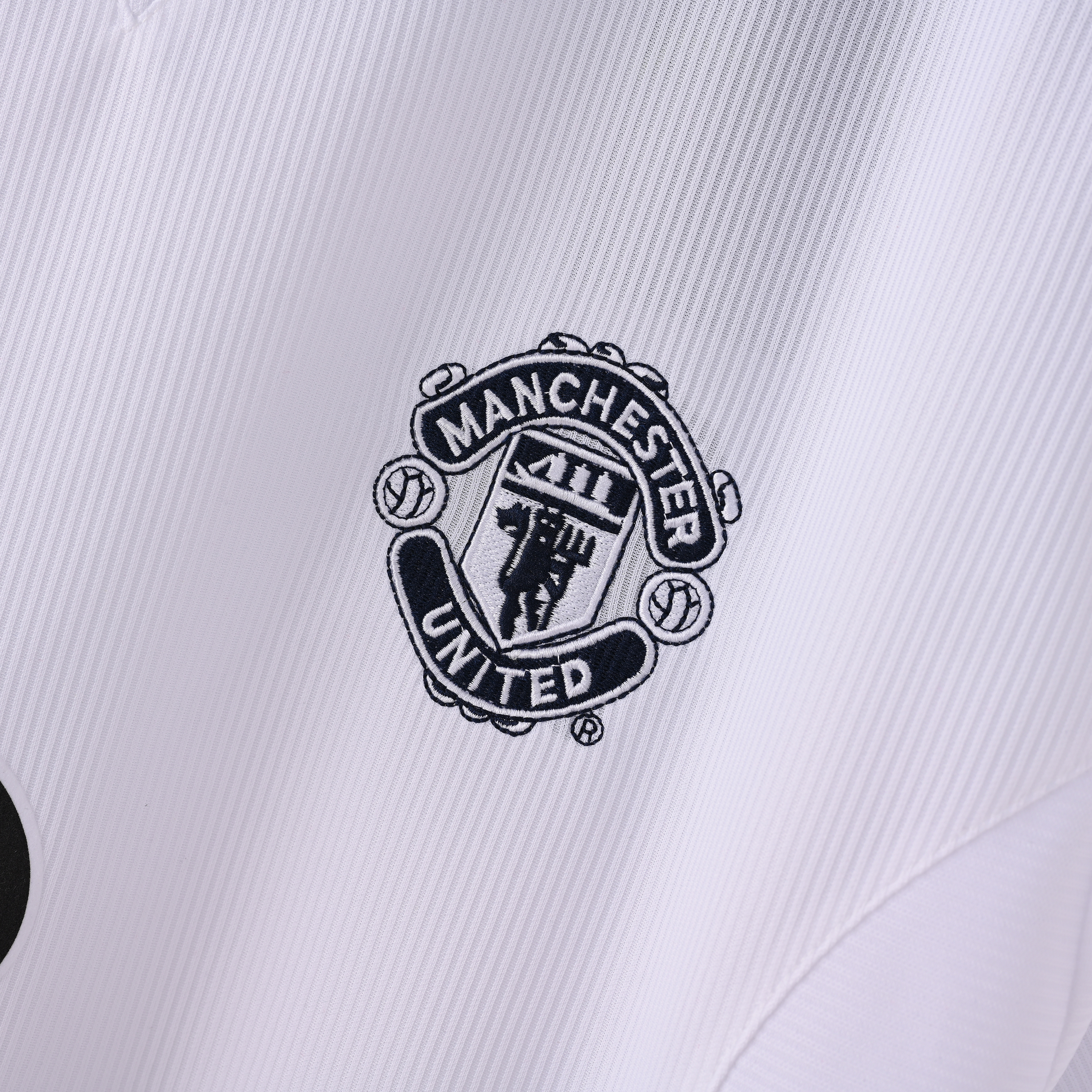 1999-2000 Manchester United away jersey