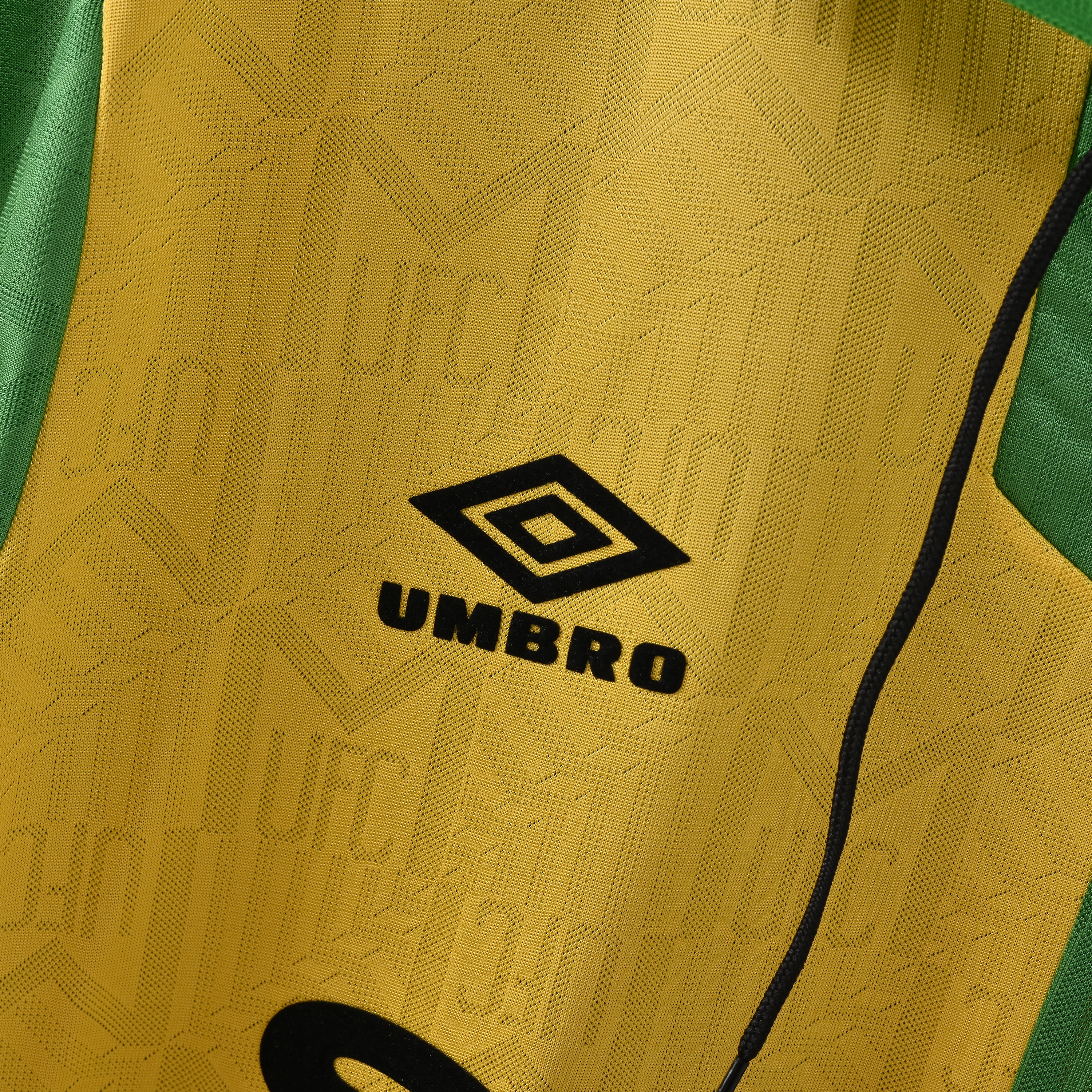 1992-1994 Manchester United third jersey