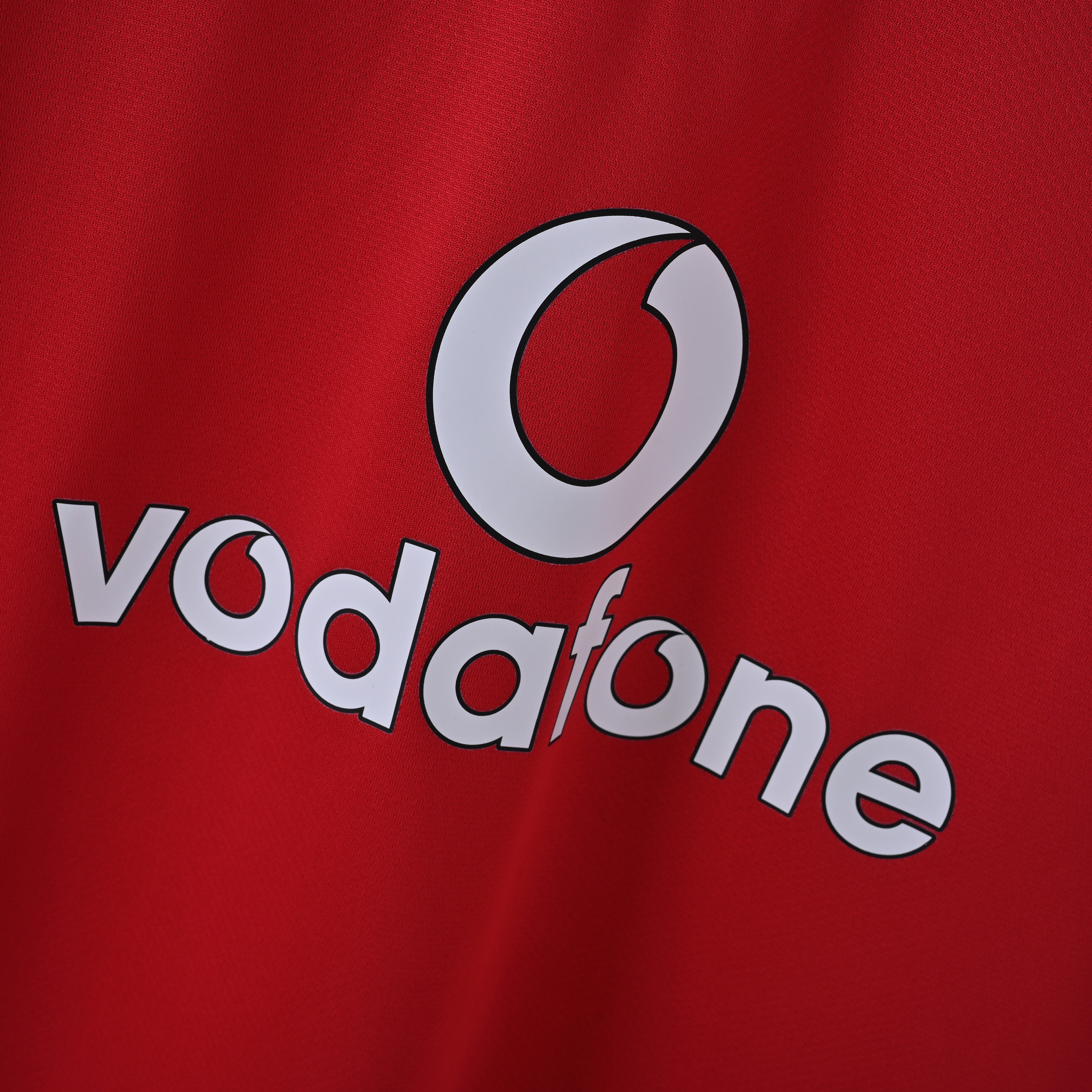 2004-2006 Manchester United home jersey