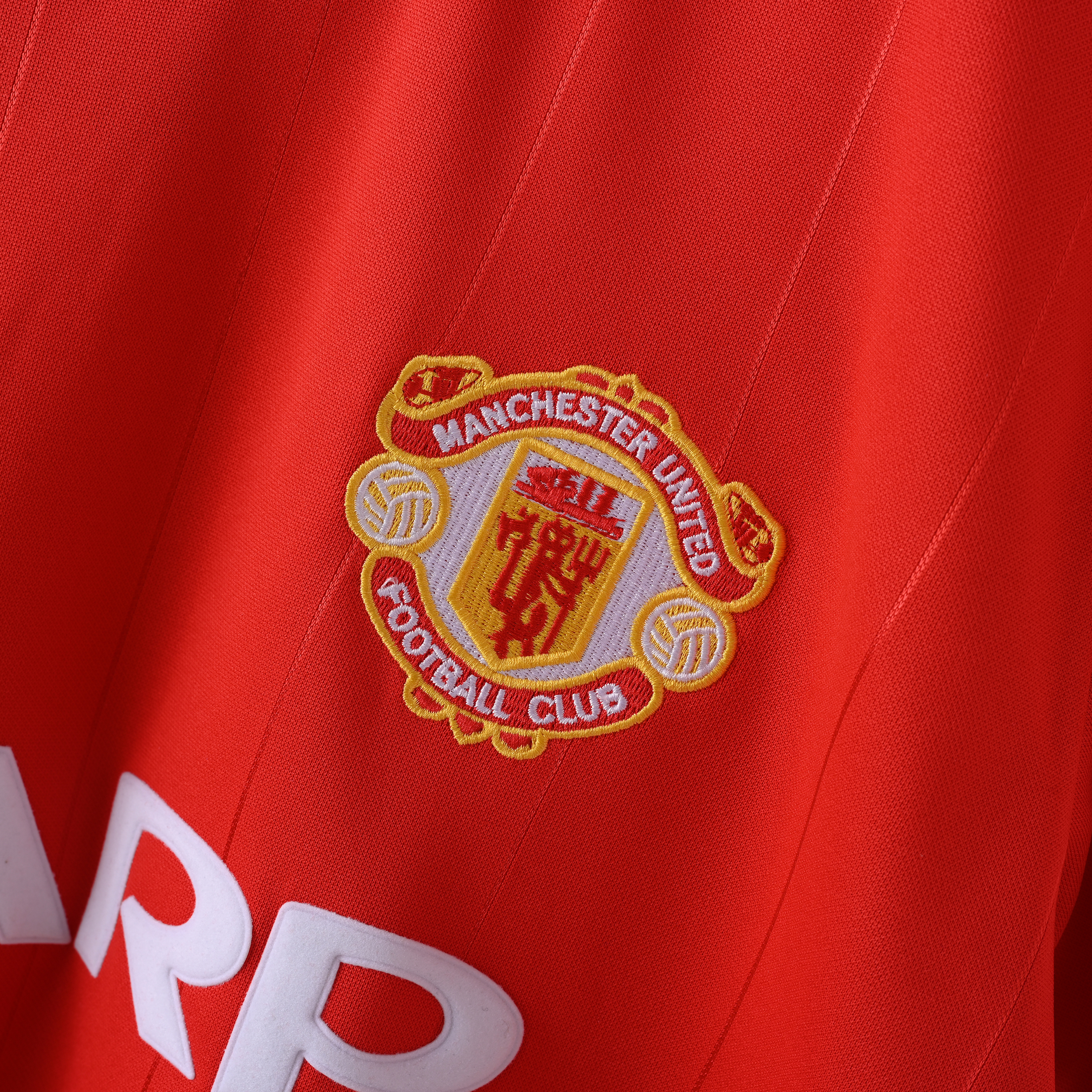 1984 Manchester United home jersey